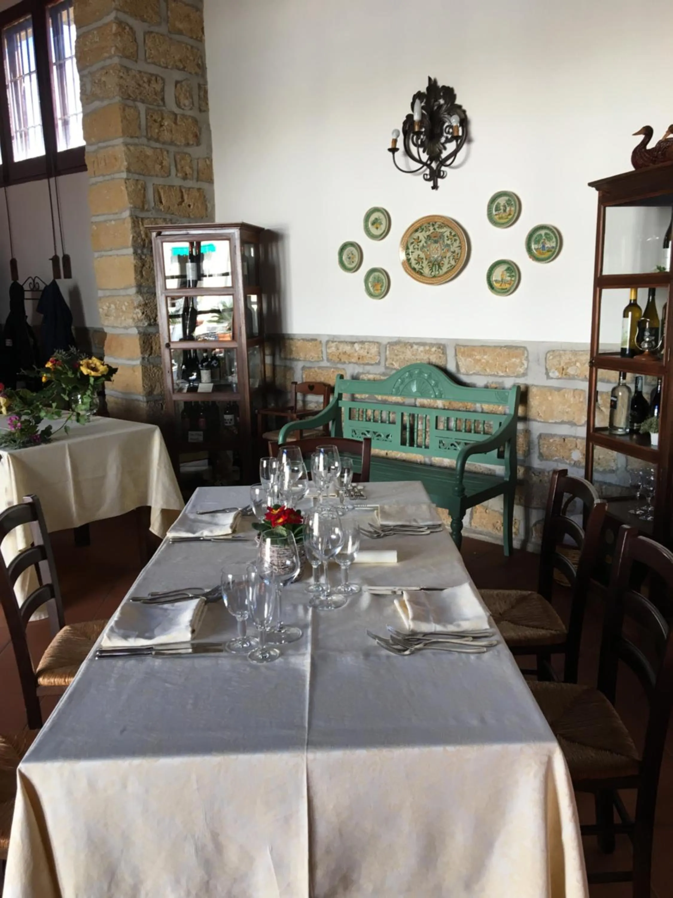 Restaurant/places to eat in Agriturismo Villa Cefalà