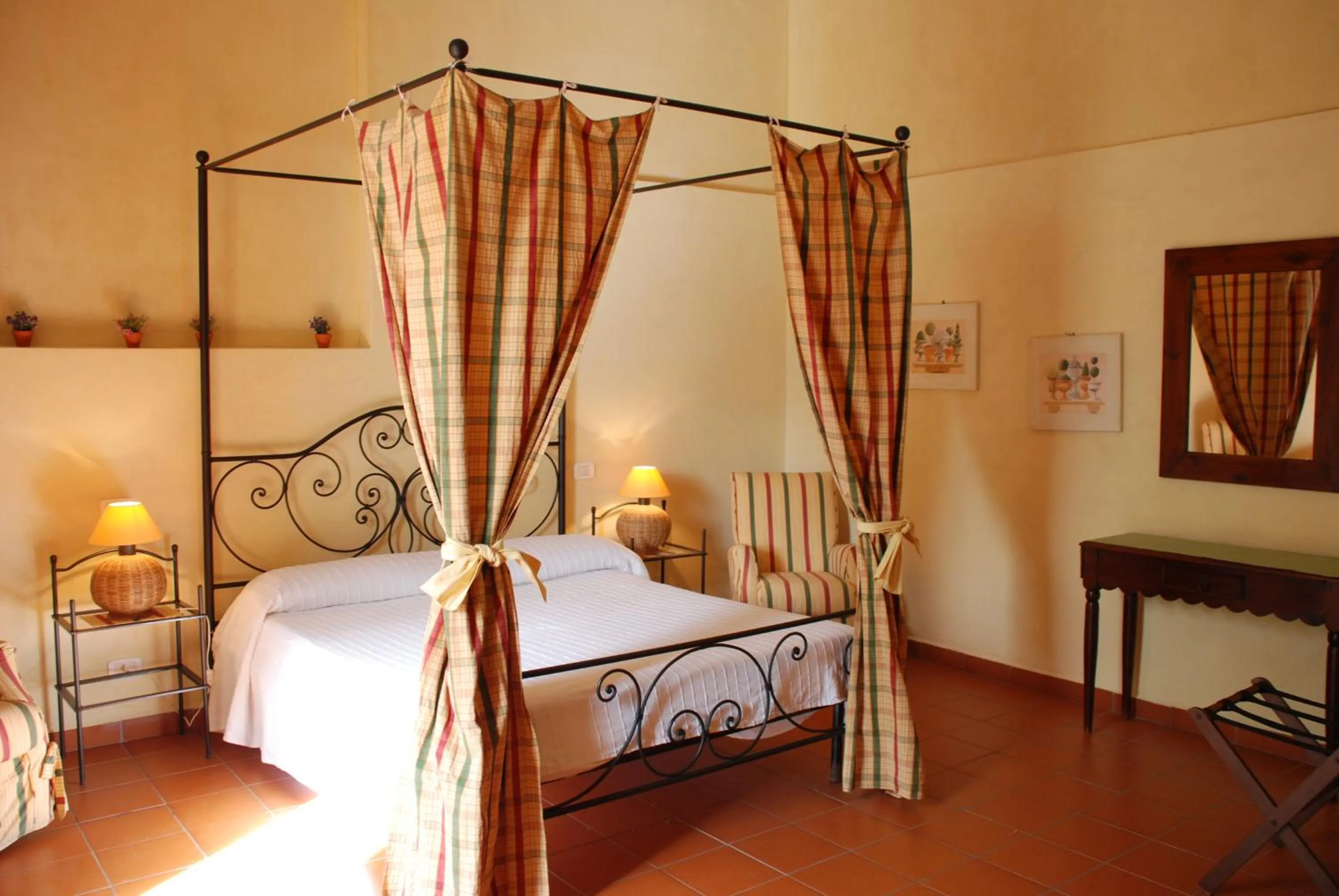 Bedroom, Bed in Agriturismo Villa Cefalà