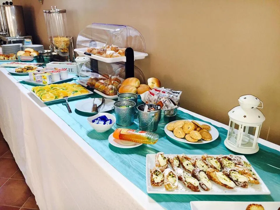 Breakfast in Hotel Achibea