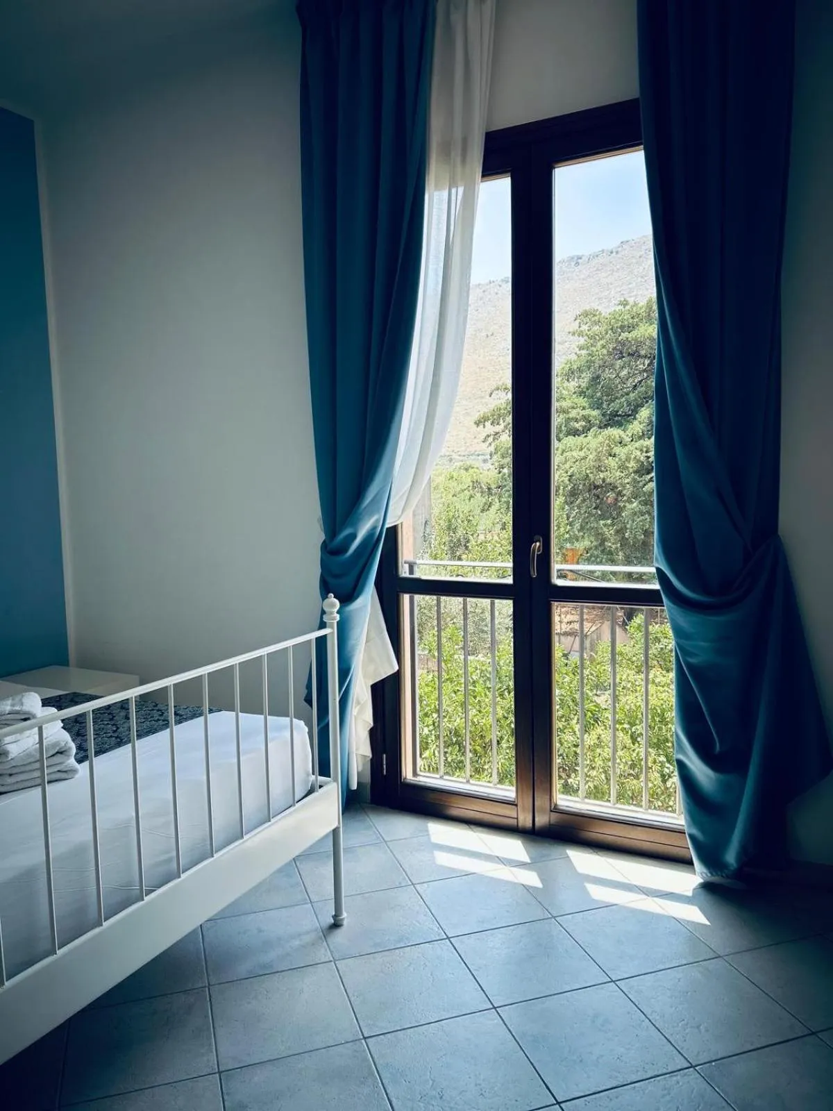 Natural landscape, Bed in Hotel Achibea