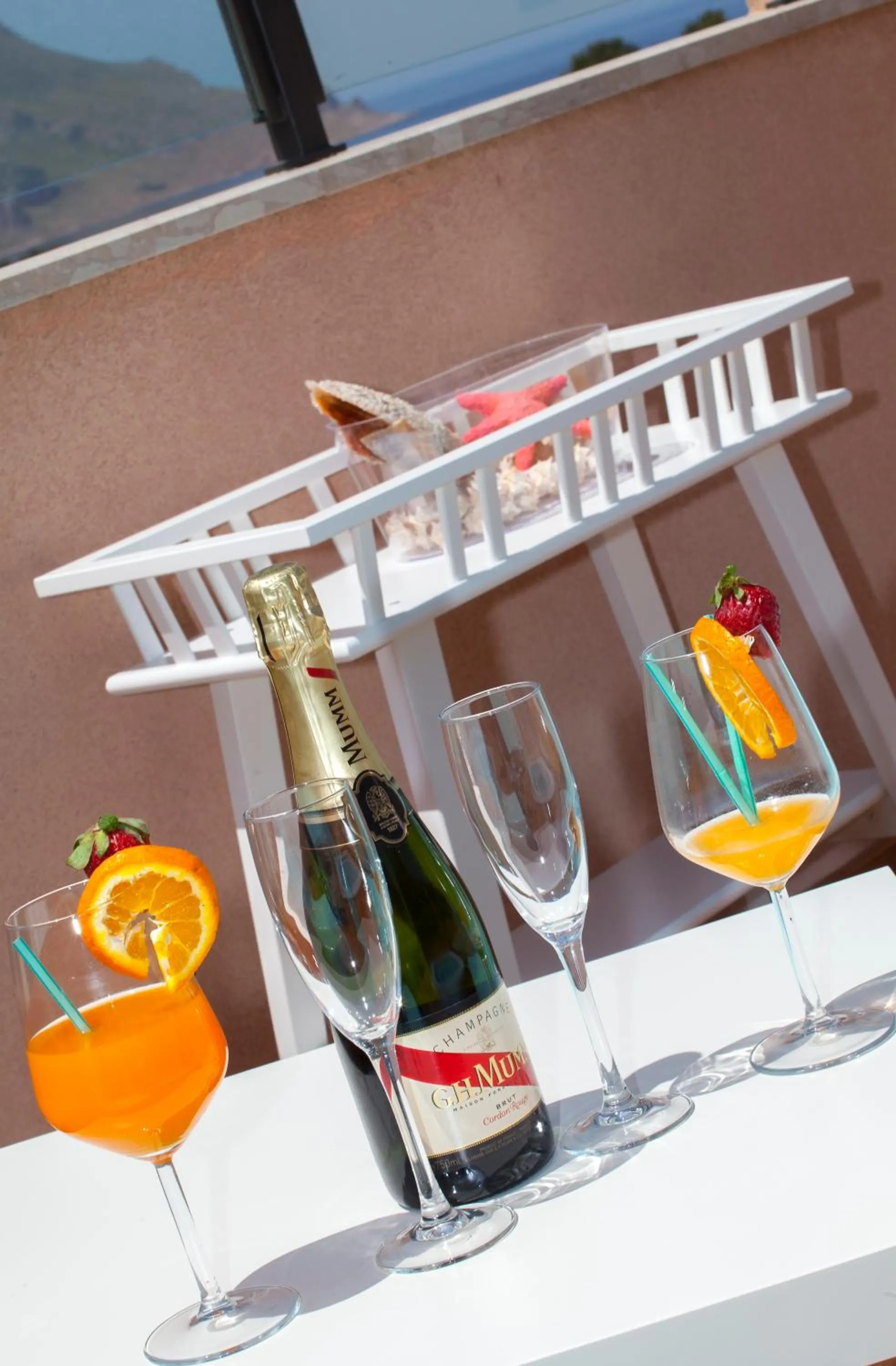 Decorative detail in Hotel Achibea