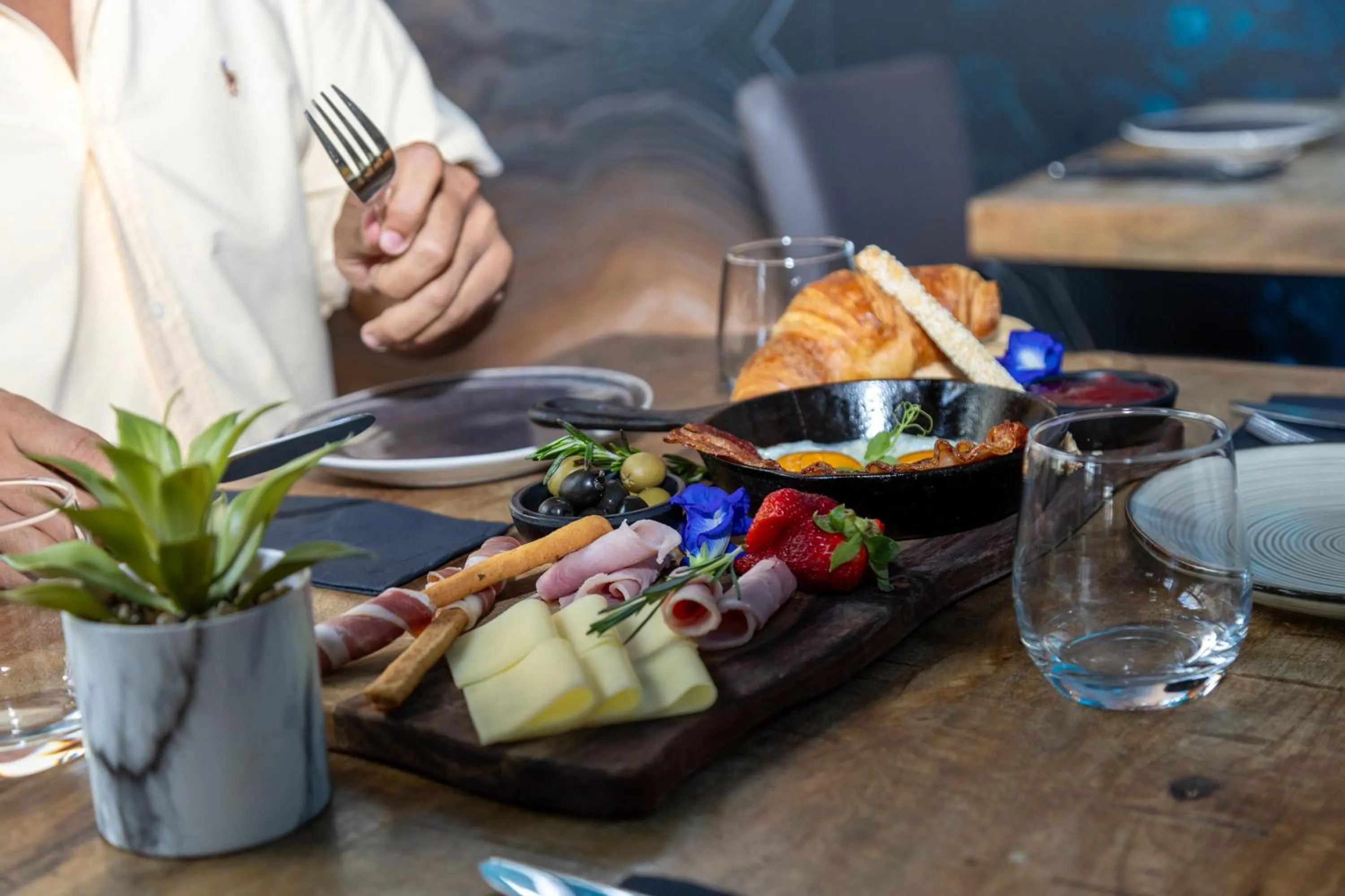 Breakfast in Elements Hotel & Shops Curaçao