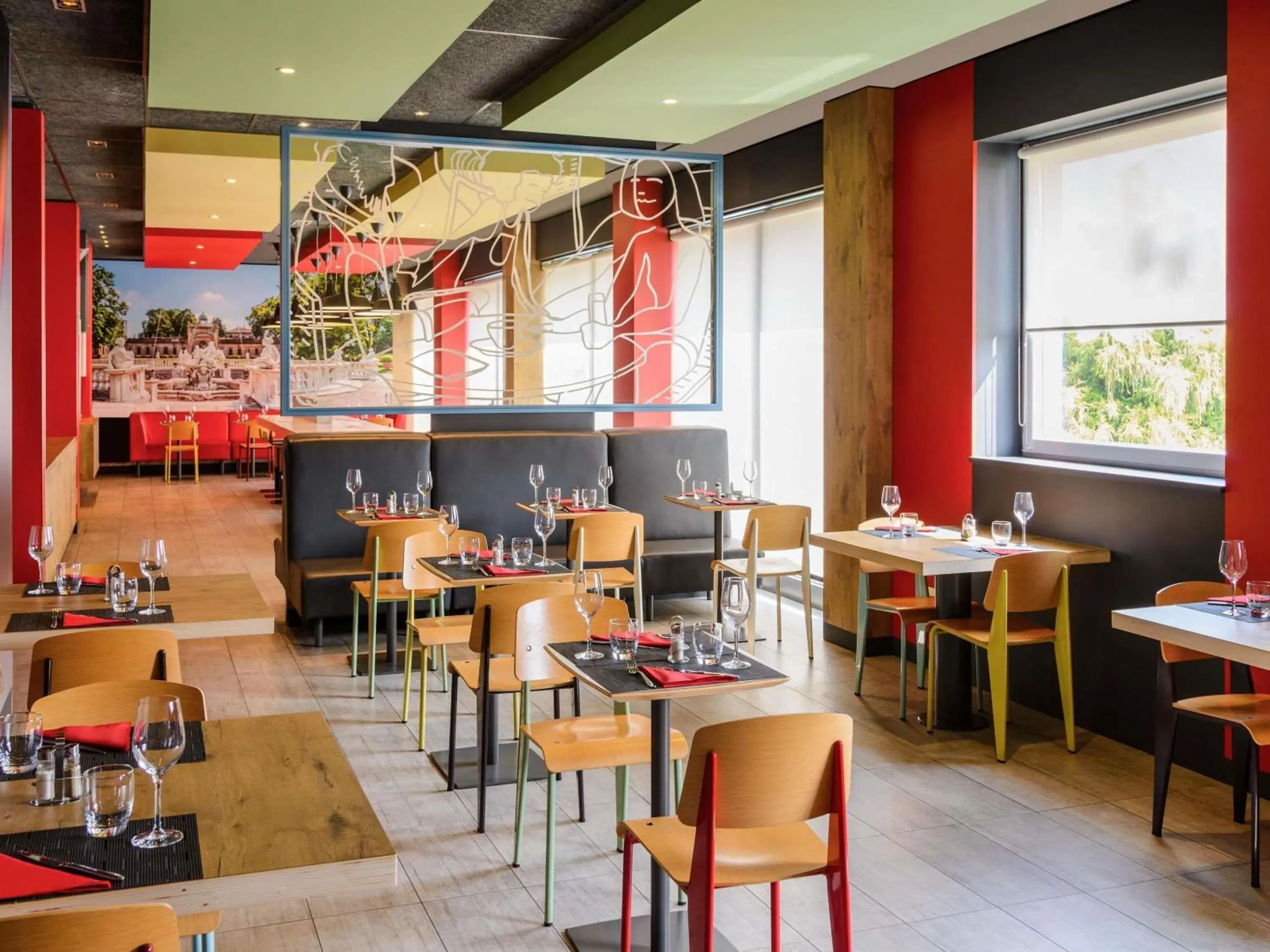 Restaurant/places to eat in Ibis Milano Fiera Restaurant/places to eat in Ibis Milano Fiera