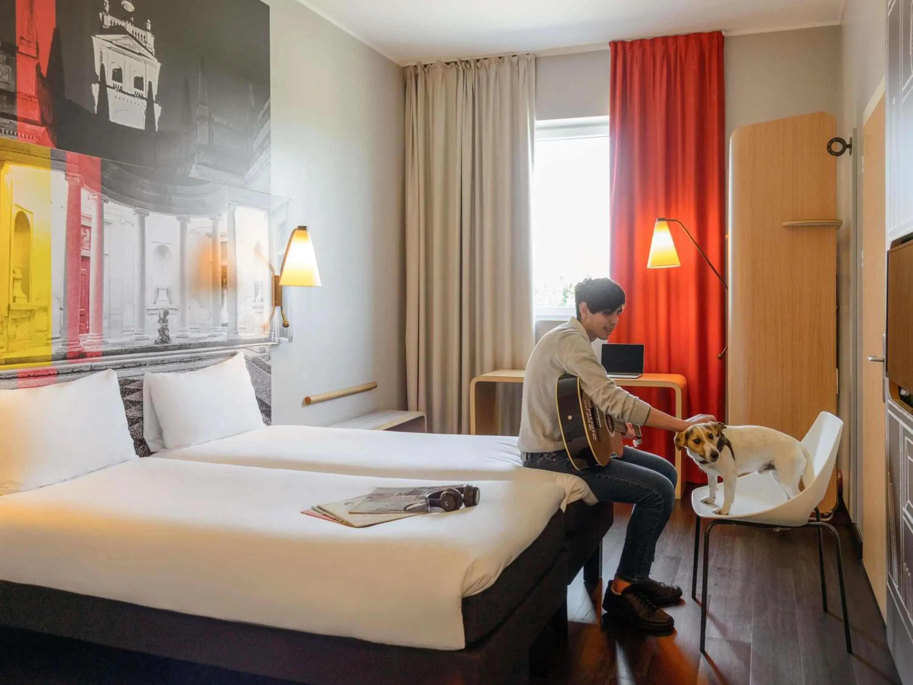 Bedroom, Bed in Ibis Milano Fiera Bedroom, Bed in Ibis Milano Fiera