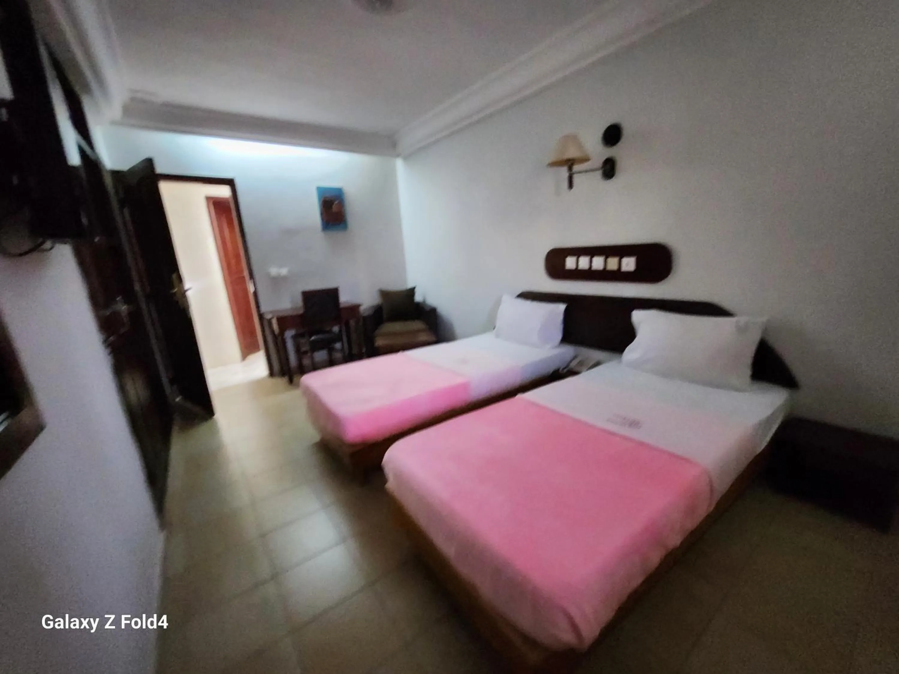 Bed in Golden Hôtel