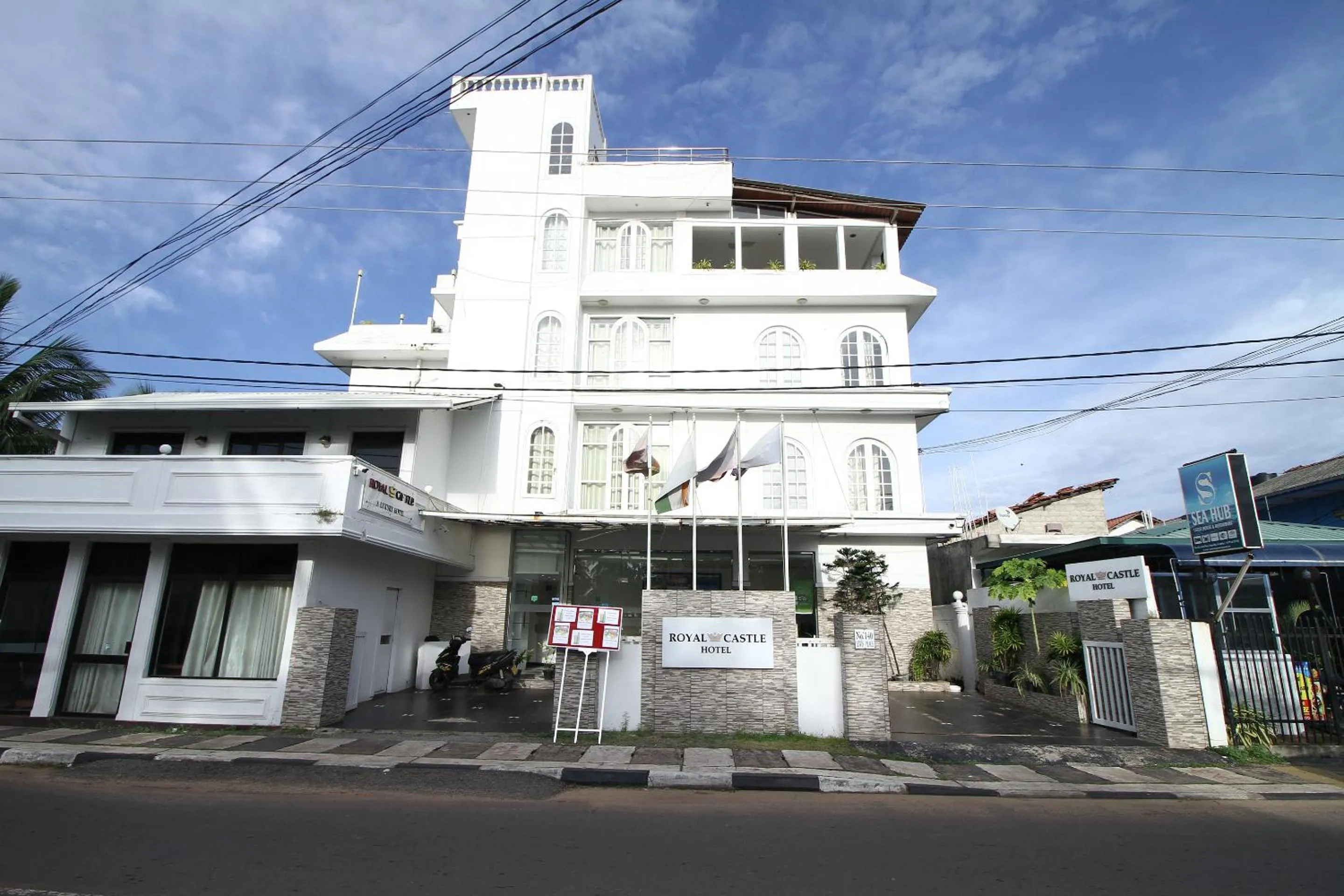 Property building in Royal Castle Hotel