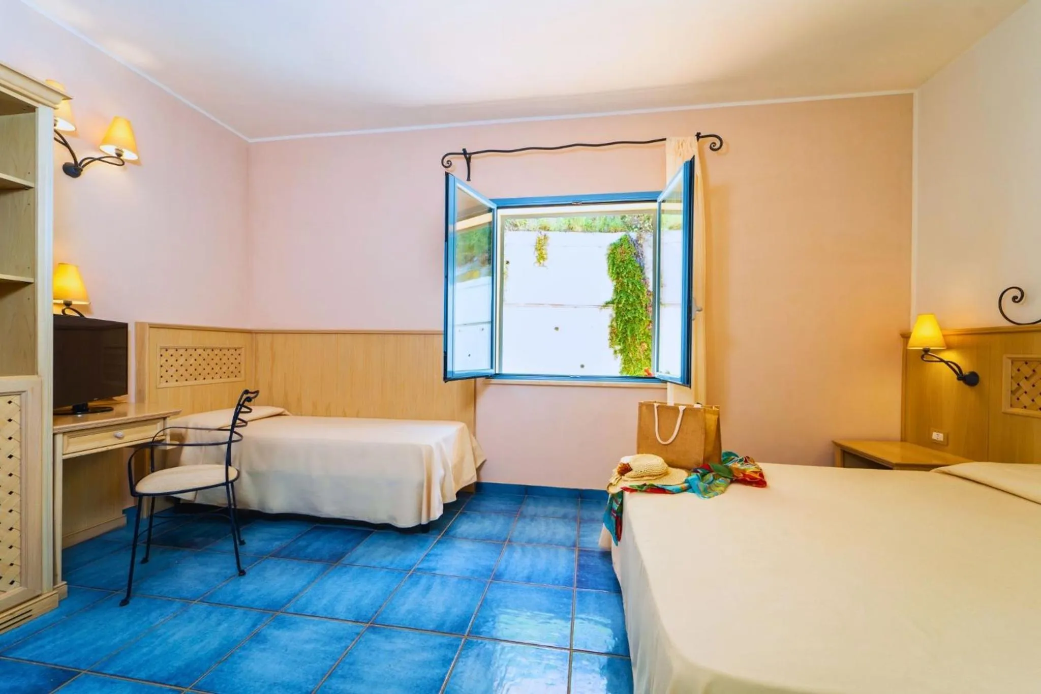 Bed in Hotel Ipomea Club