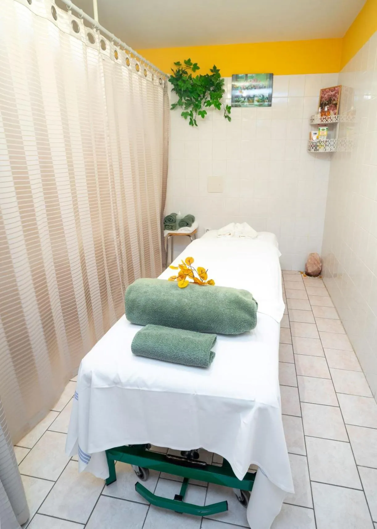 Spa and wellness centre/facilities in Hotel Paris
