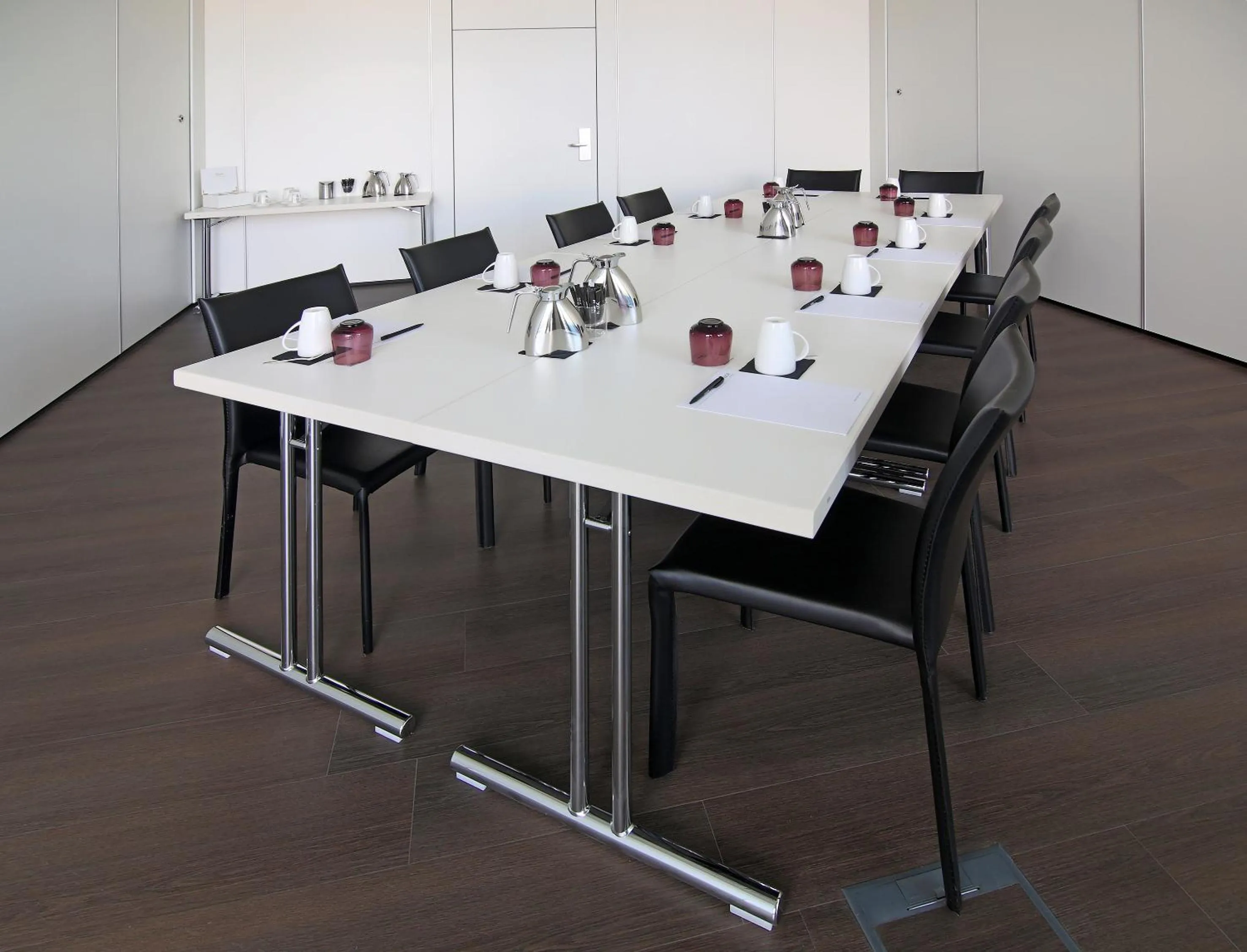 Meeting/conference room in INNSiDE by Meliá Wolfsburg