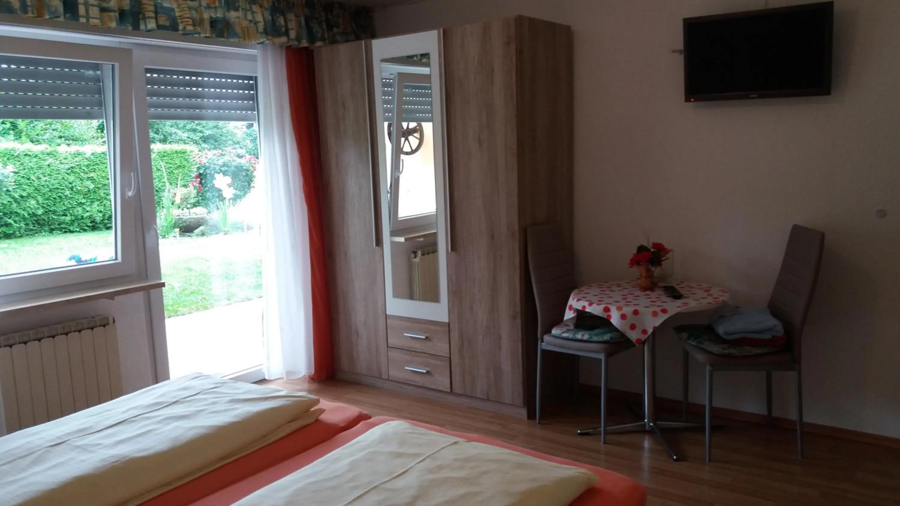 Photo of the whole room, Bed in Landhaus Irma