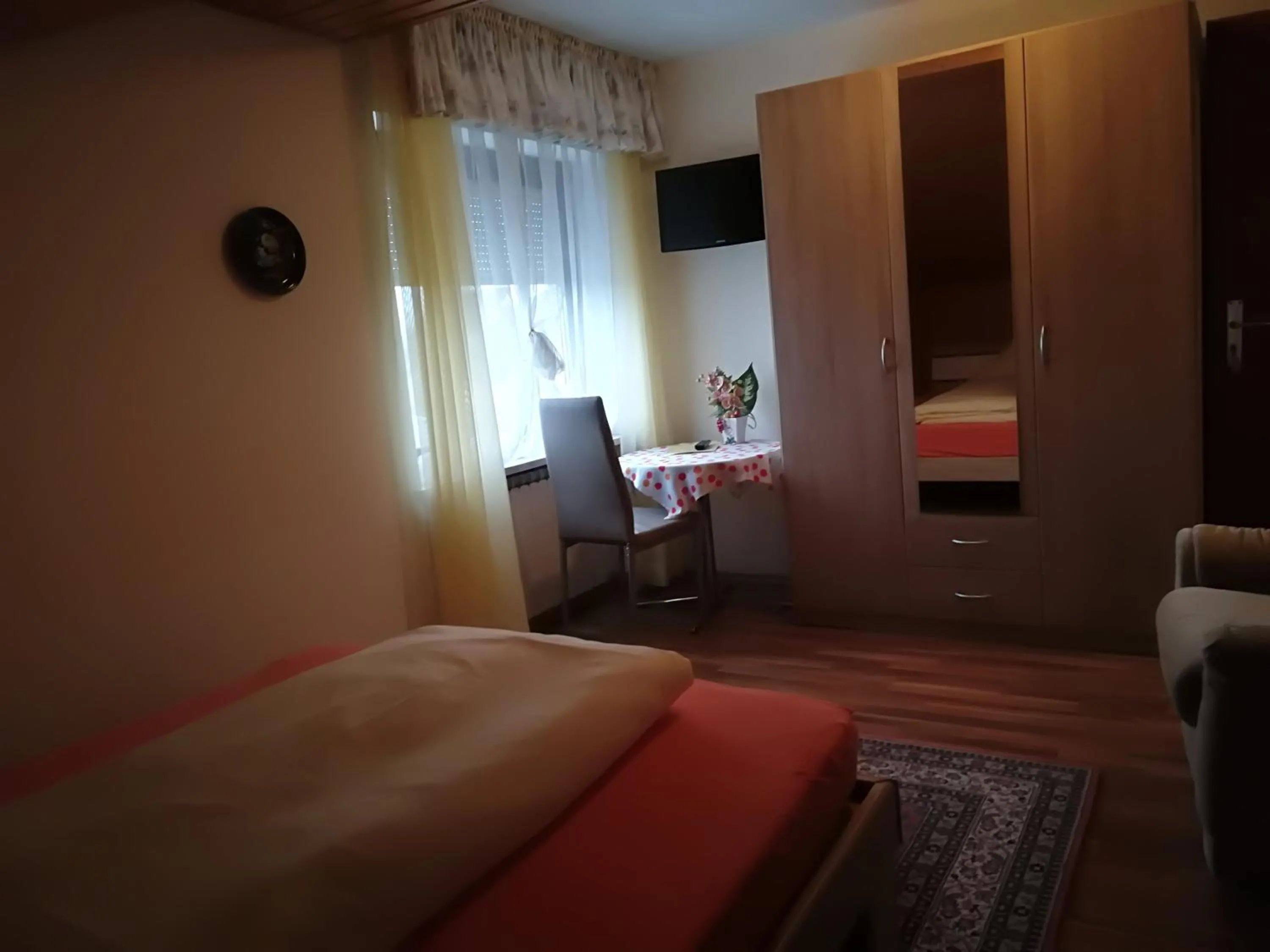 Photo of the whole room, Bed in Landhaus Irma