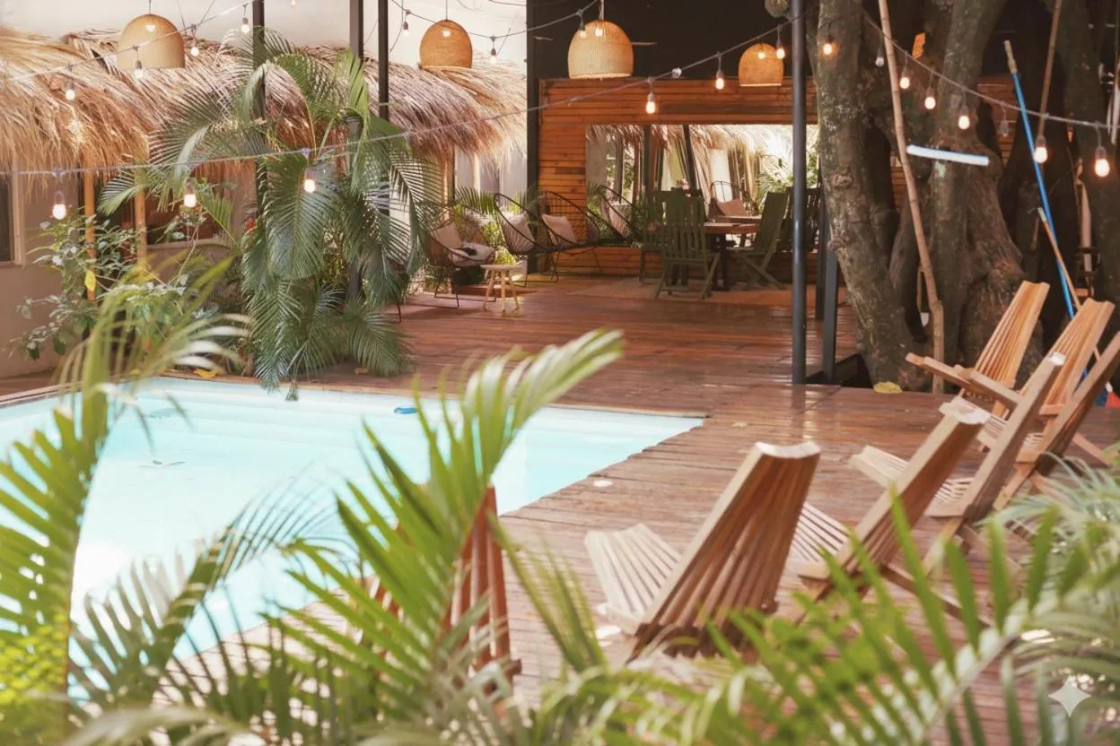 Double Room with Two Double Beds in Refugio Surf Lodge