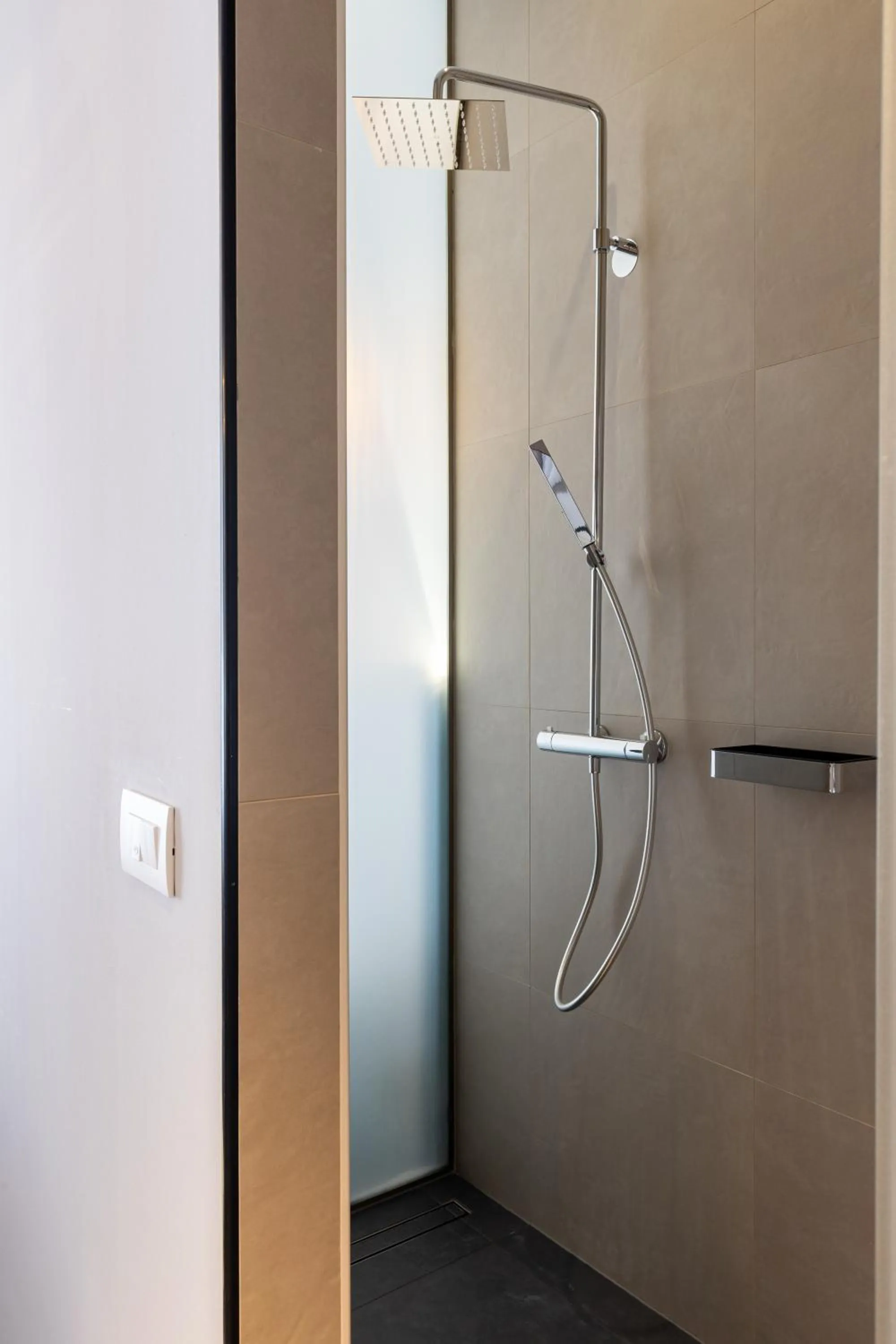 Bathroom in Apartments and Rooms Lejletul