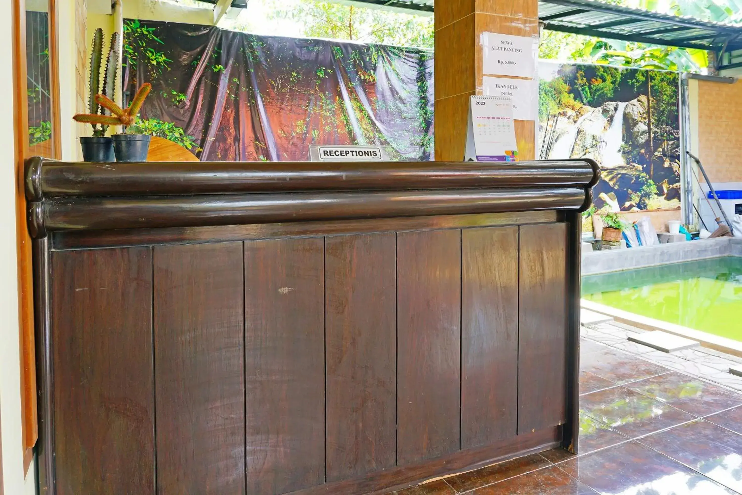 Lobby or reception in Hotel O Trisna Srabah Resort Homestay & Resto Lobby or reception in Hotel O Trisna Srabah Resort Homestay & Resto