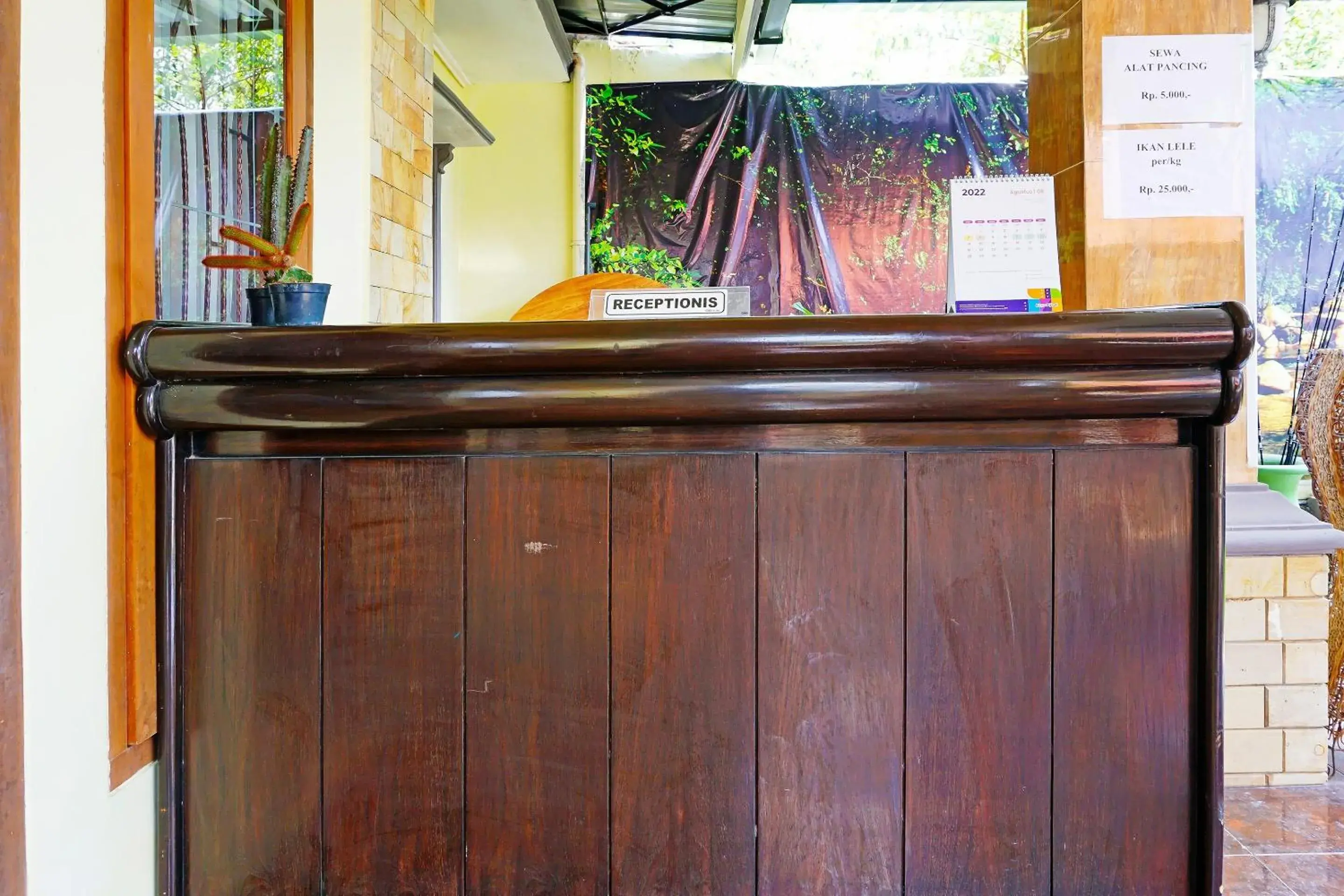 Lobby or reception in Hotel O Trisna Srabah Resort Homestay & Resto Lobby or reception in Hotel O Trisna Srabah Resort Homestay & Resto