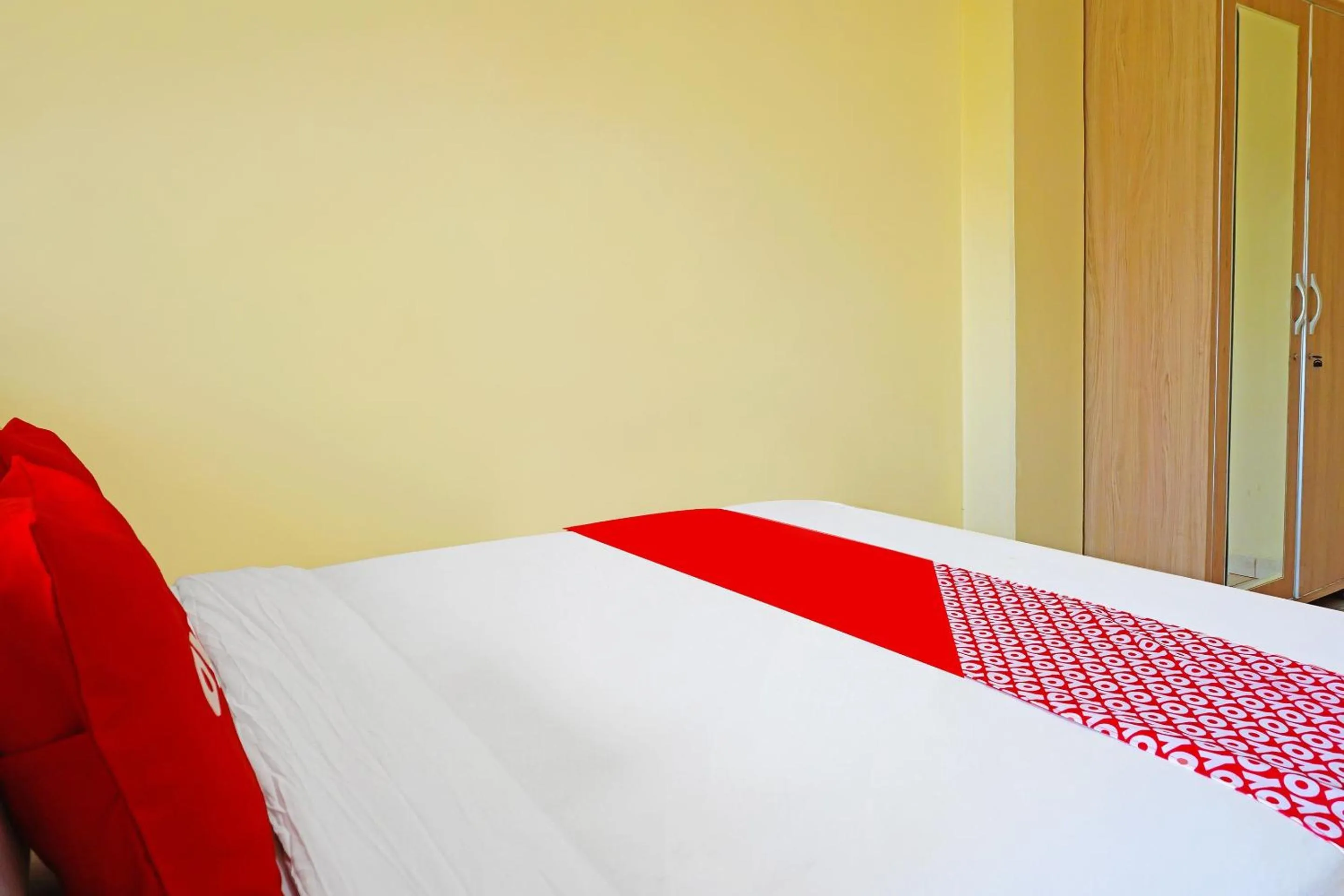 Bedroom, Bed in OYO 91580 Kost Bougenville Syariah