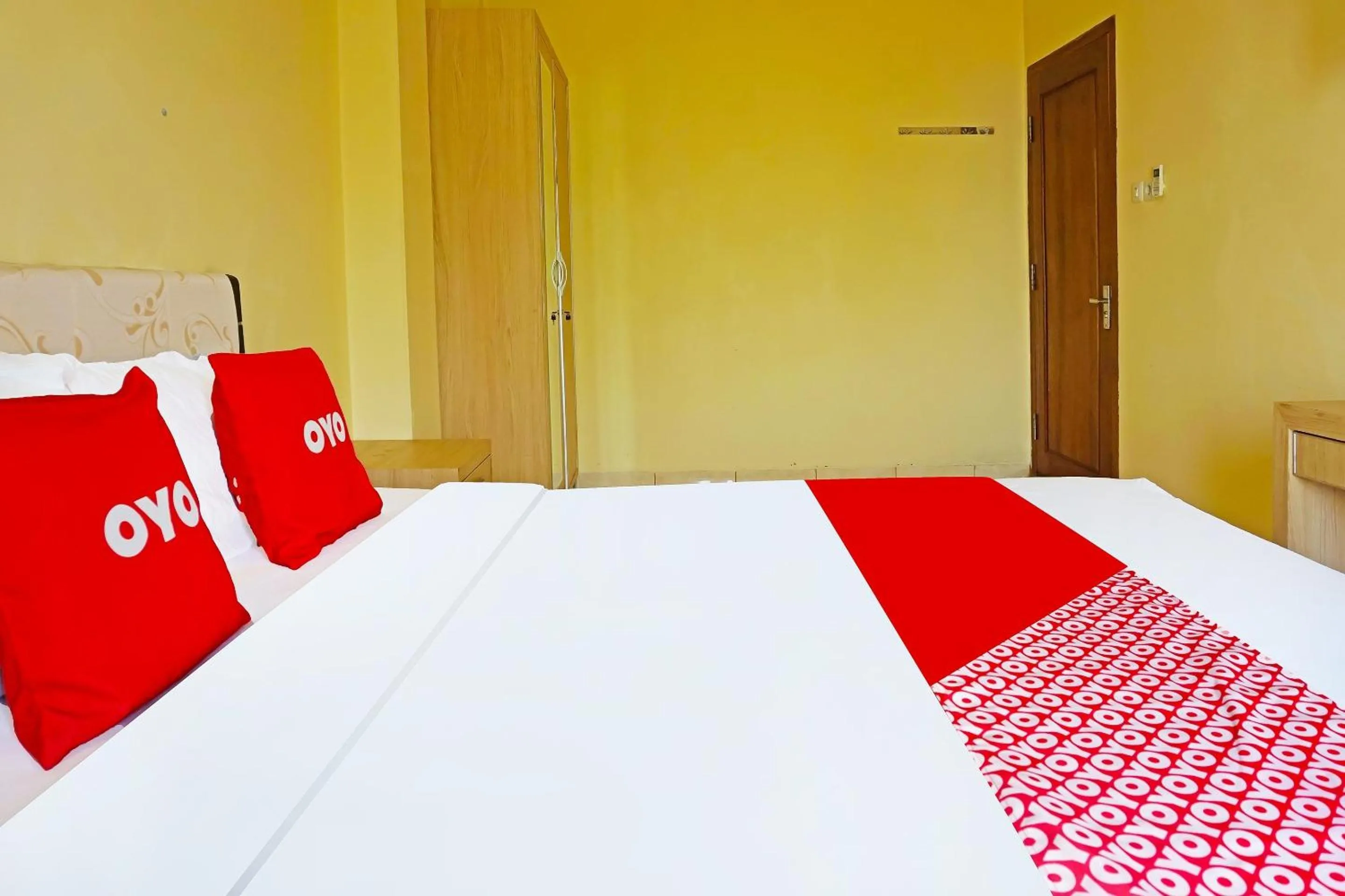 Bedroom, Bed in OYO 91580 Kost Bougenville Syariah