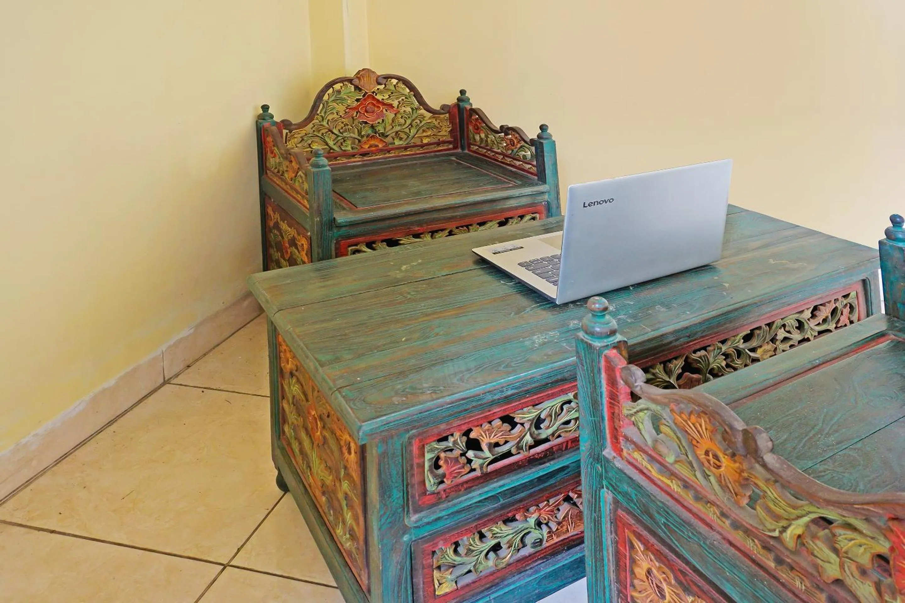 Lobby or reception in OYO 91580 Kost Bougenville Syariah