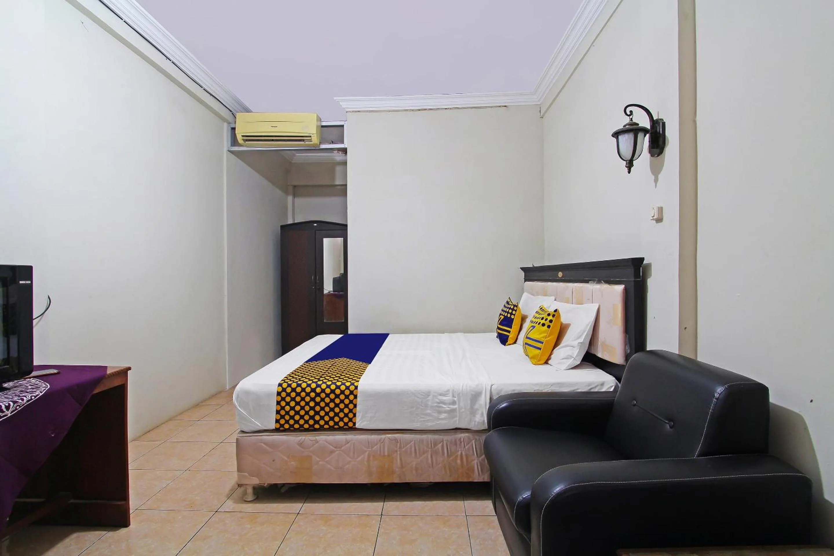 Bedroom, Bed in Hotel O Meilias