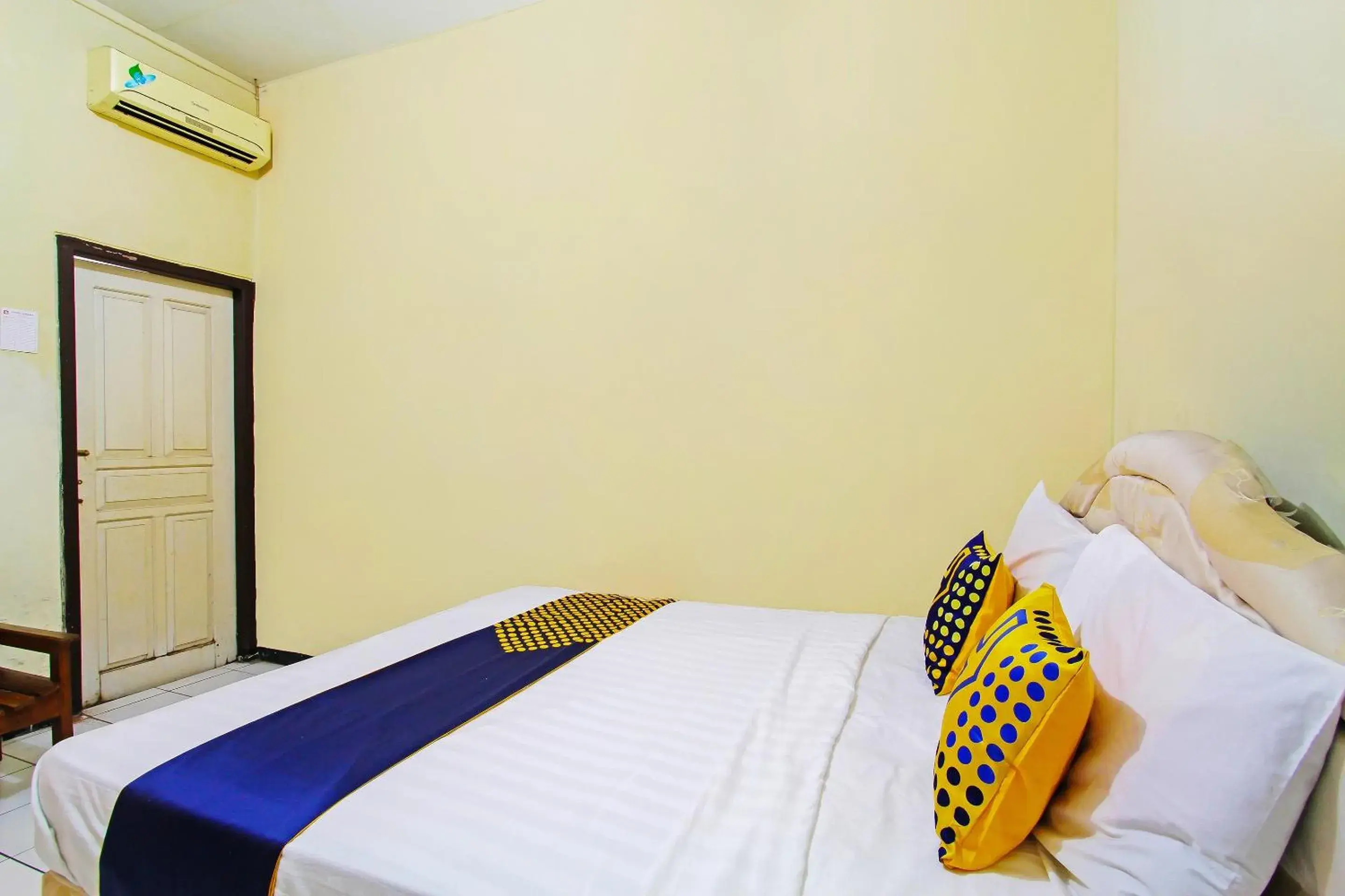 Bedroom in Hotel O Meilias Bedroom in Hotel O Meilias