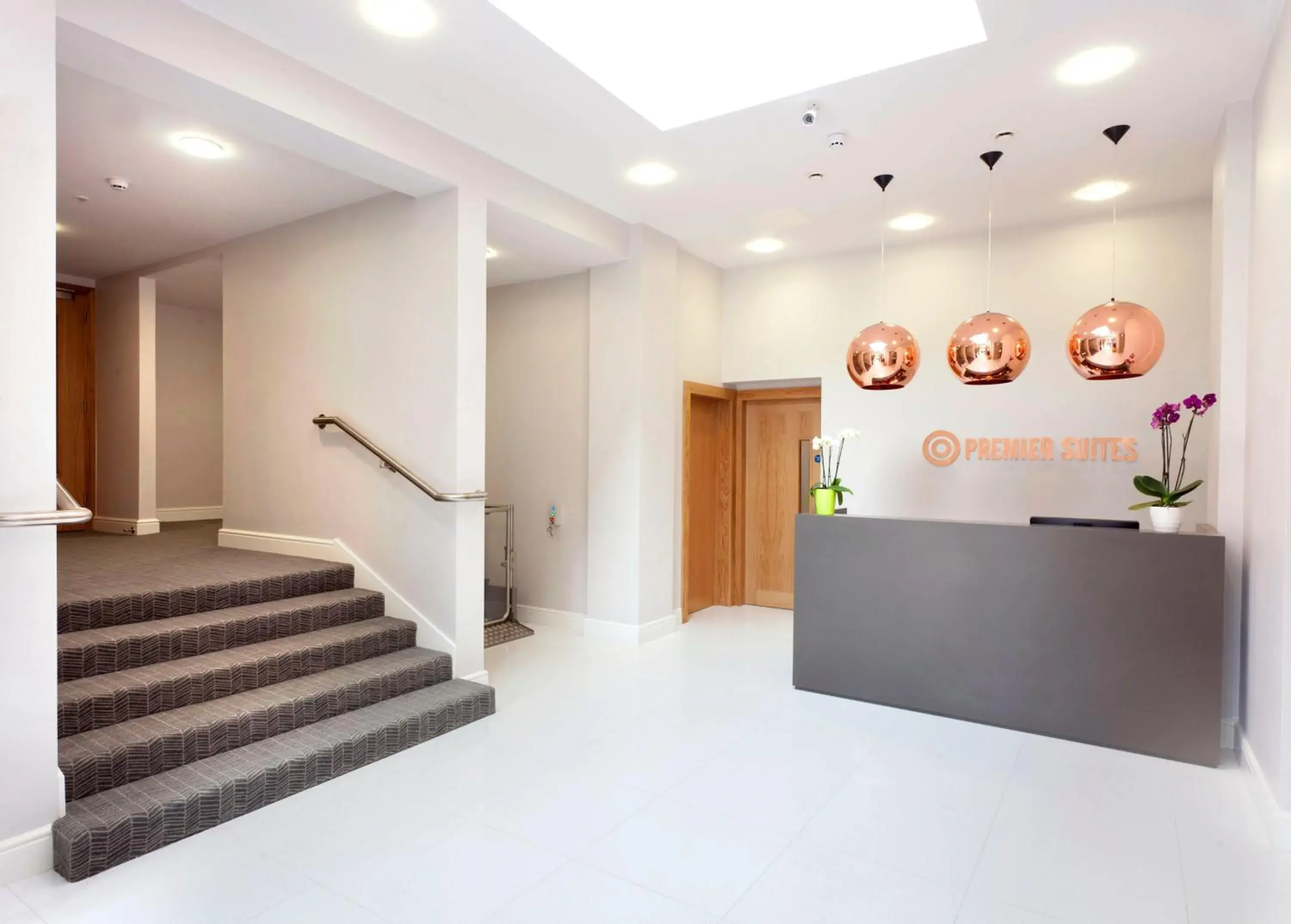 Lobby or reception in PREMIER SUITES Dublin, Ballsbridge Lobby or reception in PREMIER SUITES Dublin, Ballsbridge