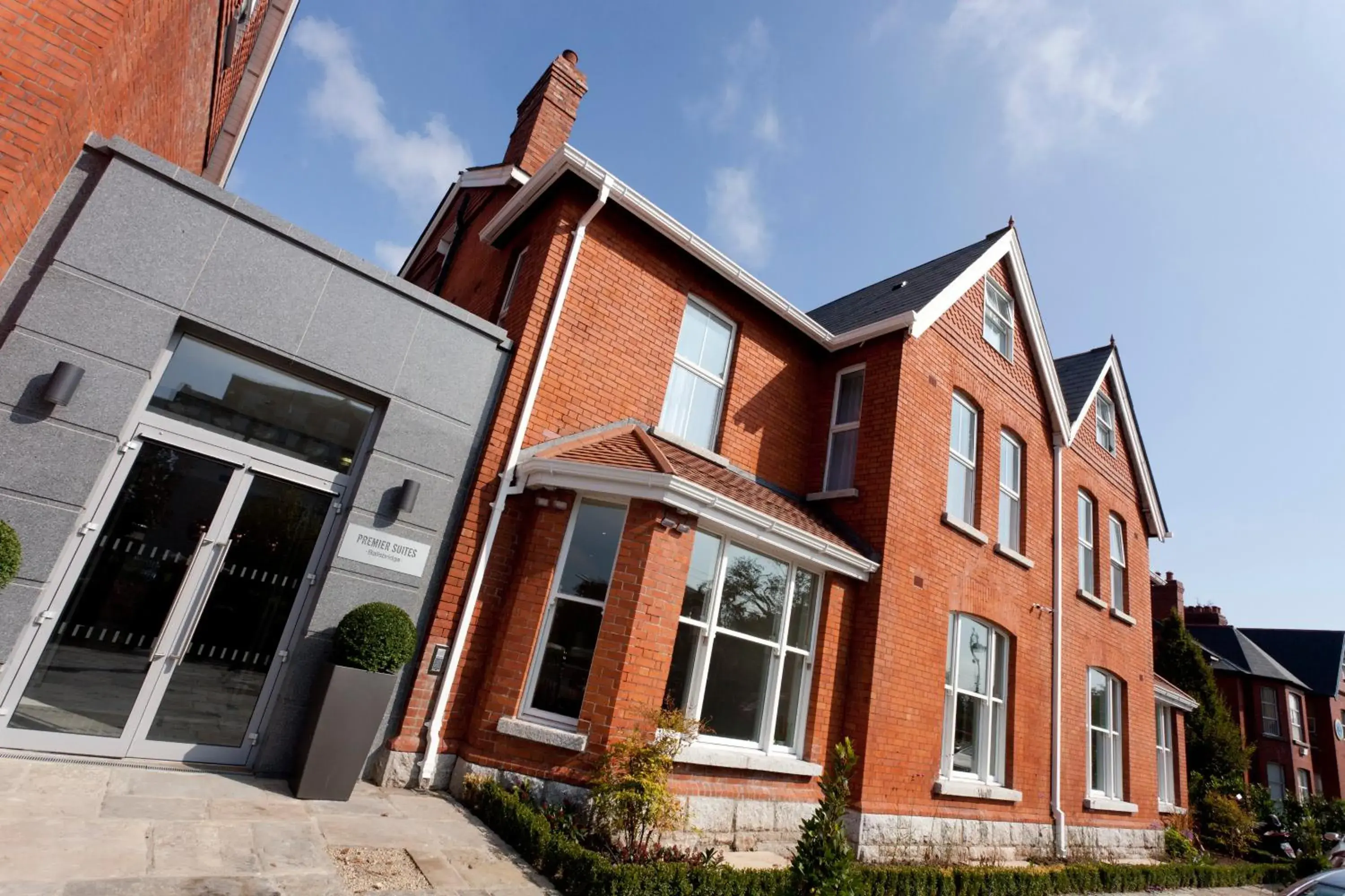 Facade/entrance in PREMIER SUITES Dublin, Ballsbridge Facade/entrance in PREMIER SUITES Dublin, Ballsbridge