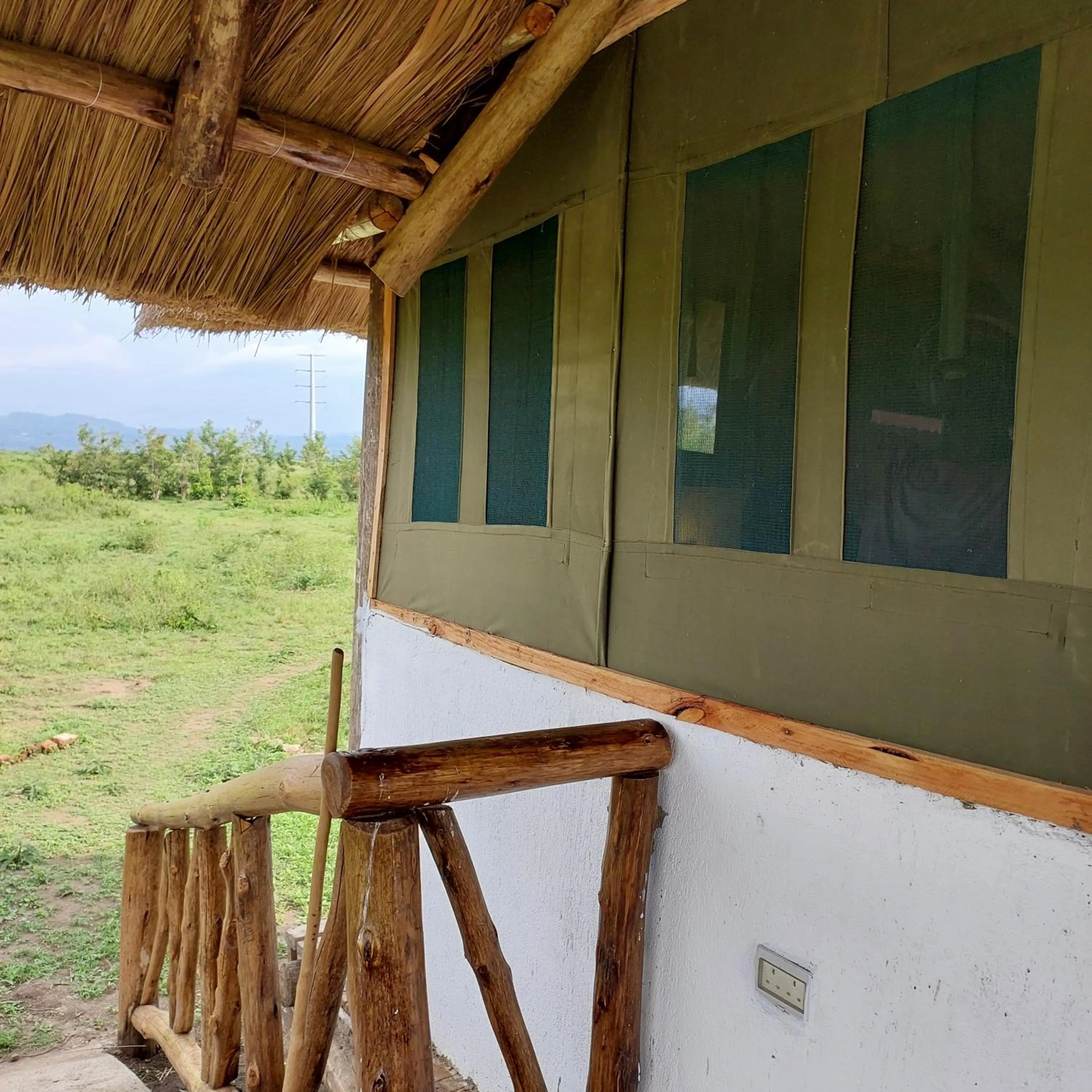 Balcony/Terrace in Songbird Safari Lodge & Campsite