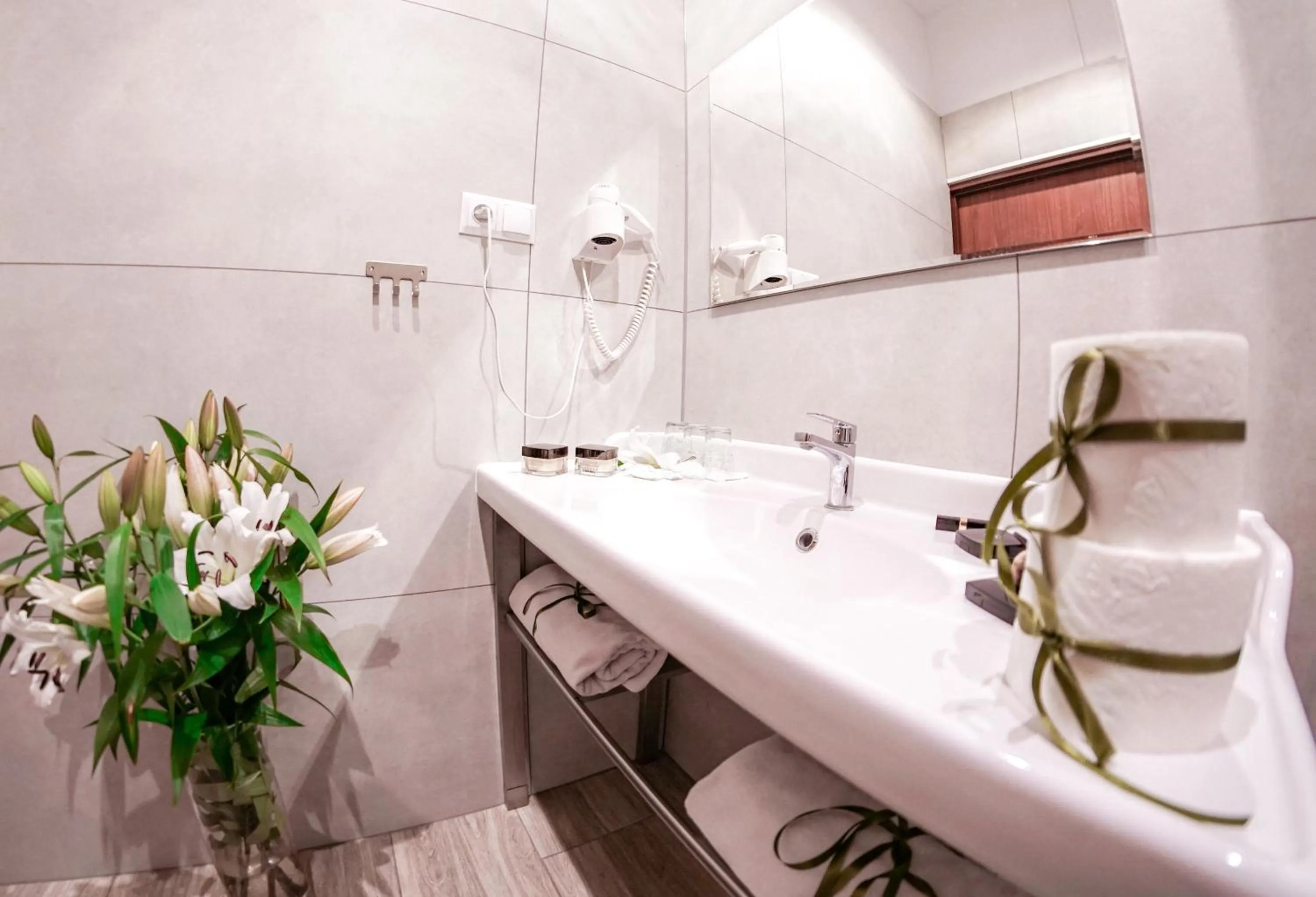 Bathroom in City Center Rooms Piotrkowska 91