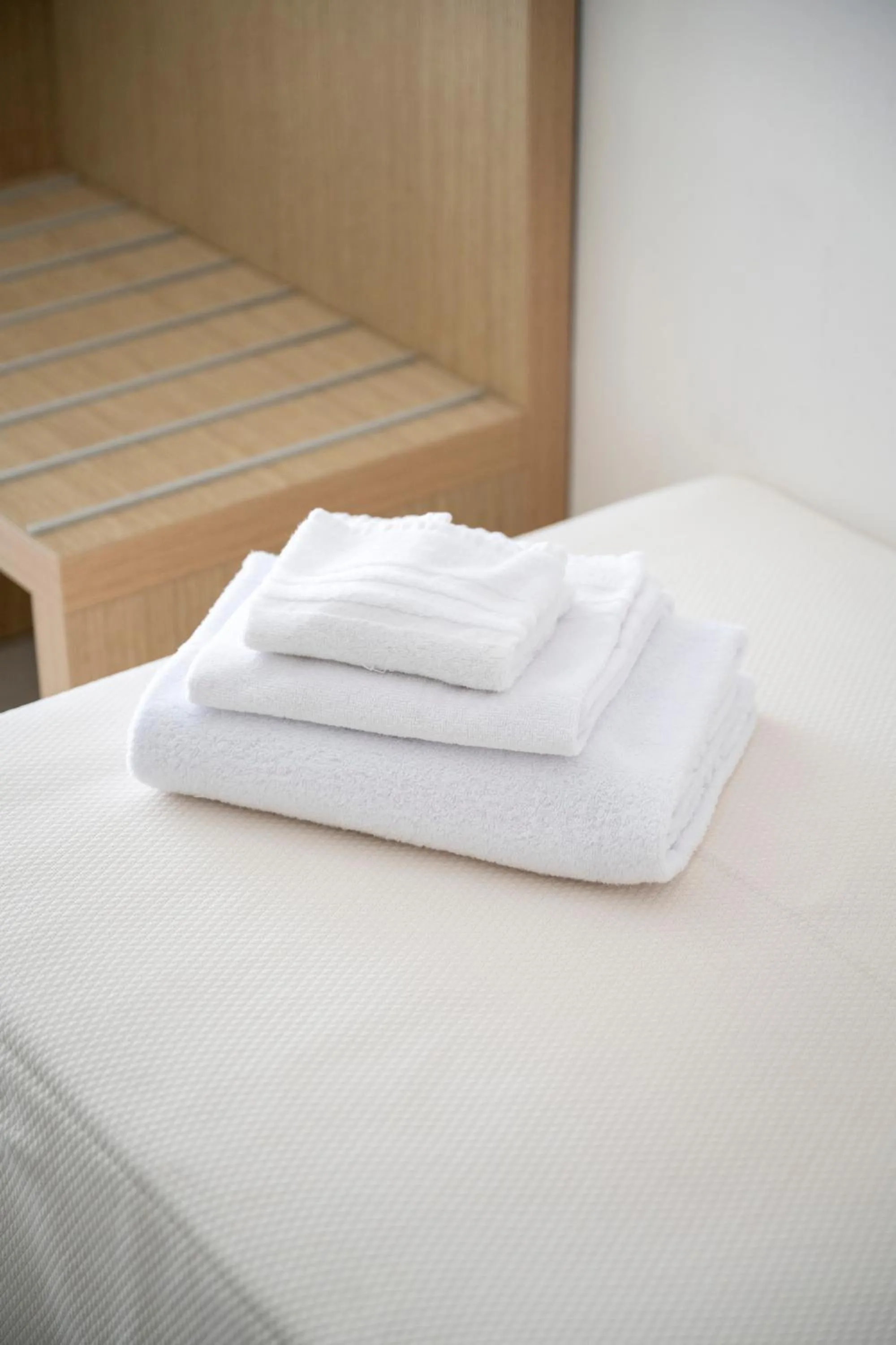 Bed in Hotel Kon Tiki