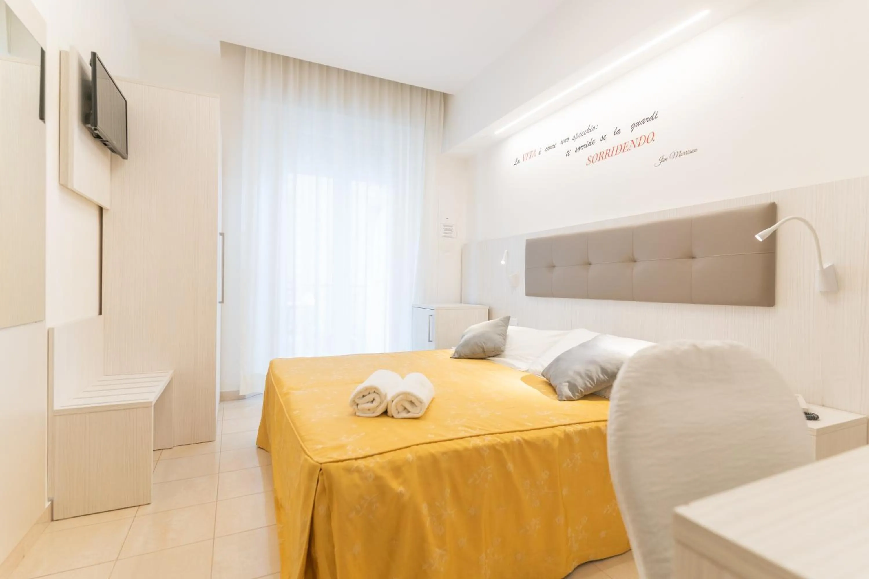 Photo of the whole room, Bed in Hotel Dusseldorf