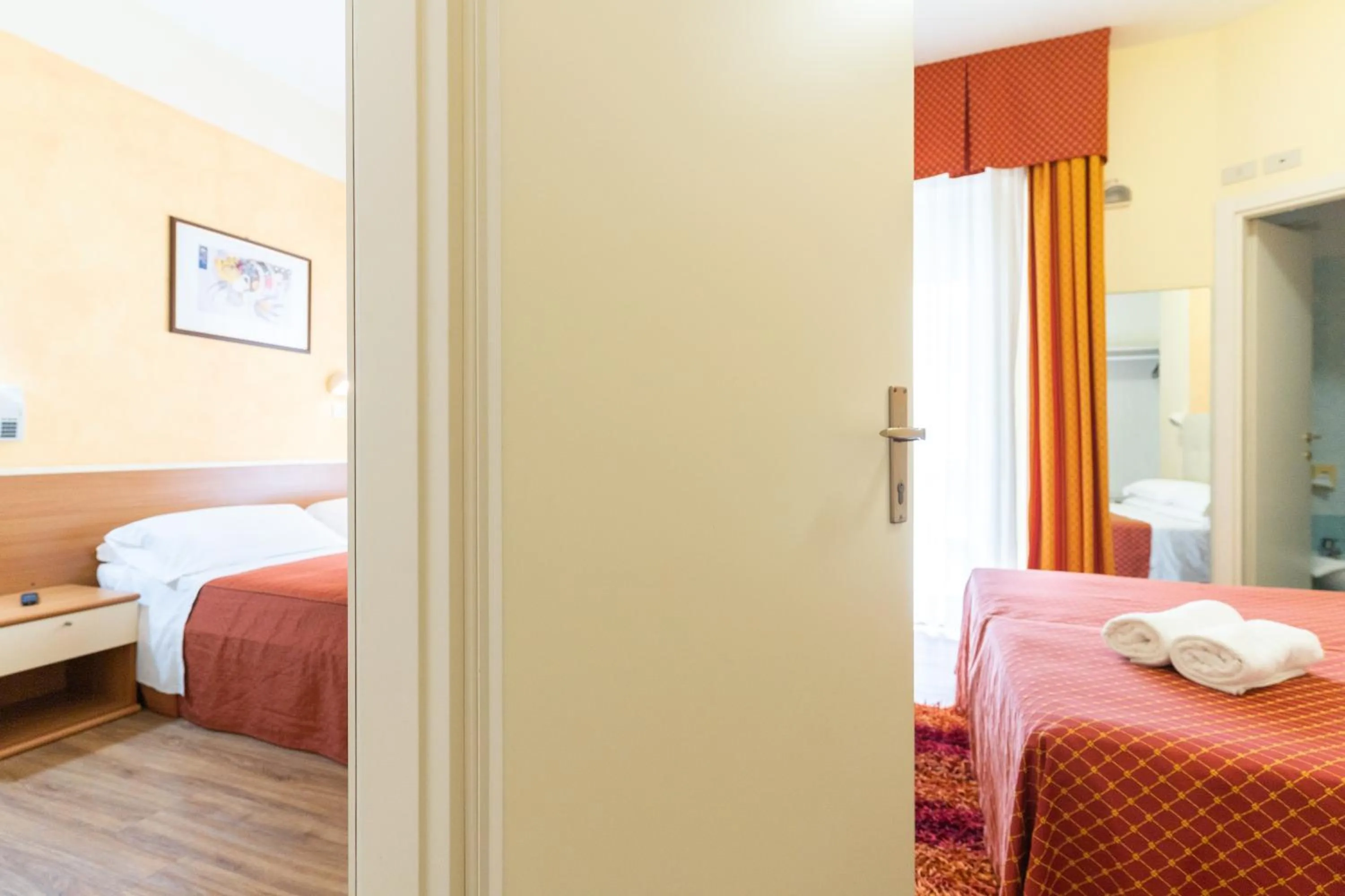 Photo of the whole room, Bed in Hotel Dusseldorf