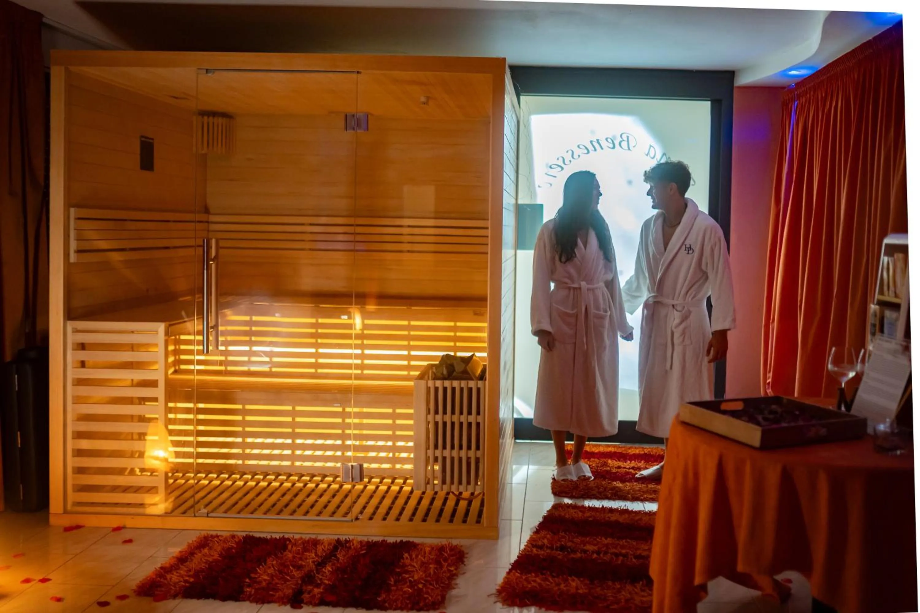 Spa and wellness centre/facilities in Hotel Dusseldorf