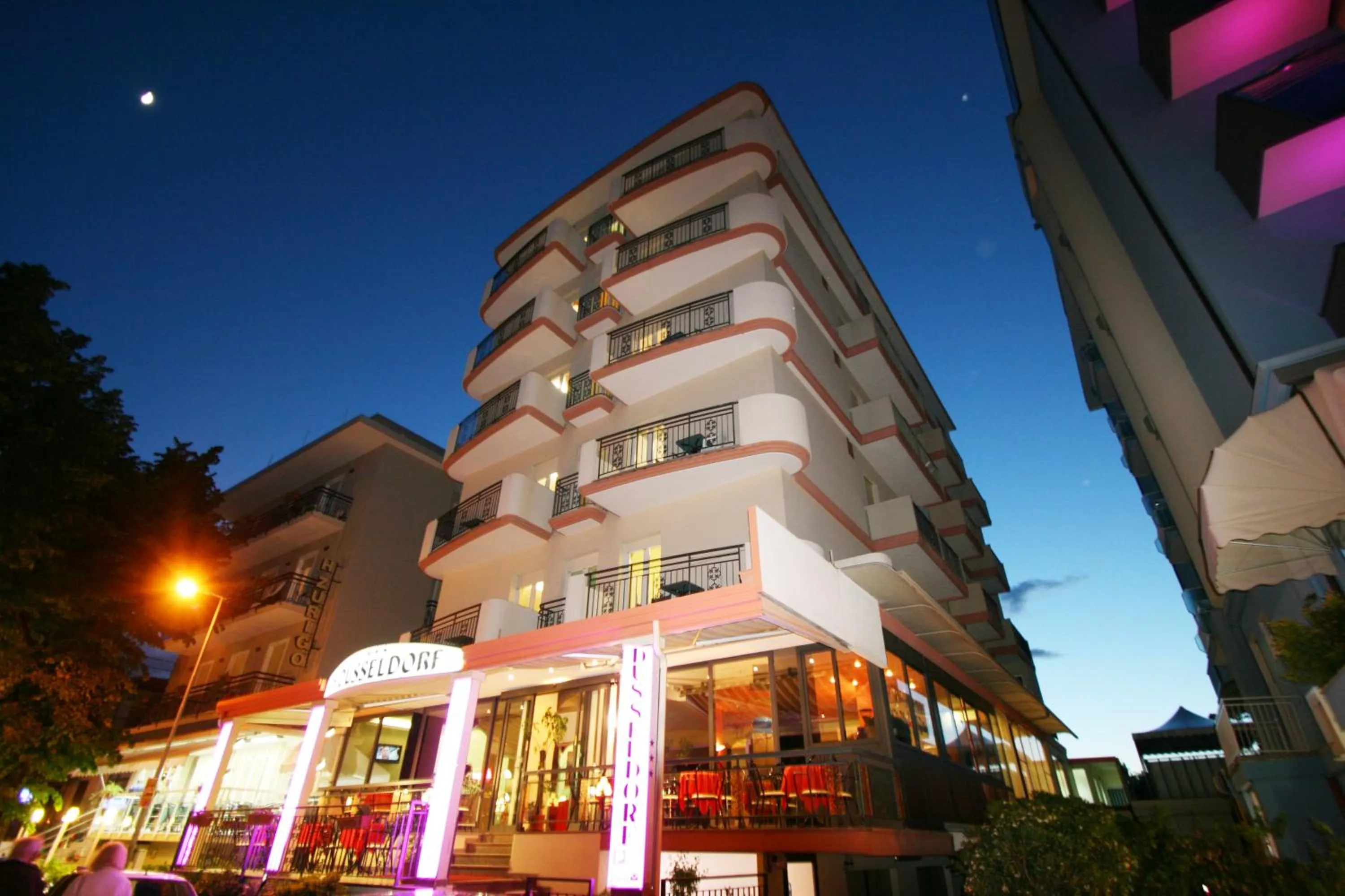 Facade/entrance in Hotel Dusseldorf