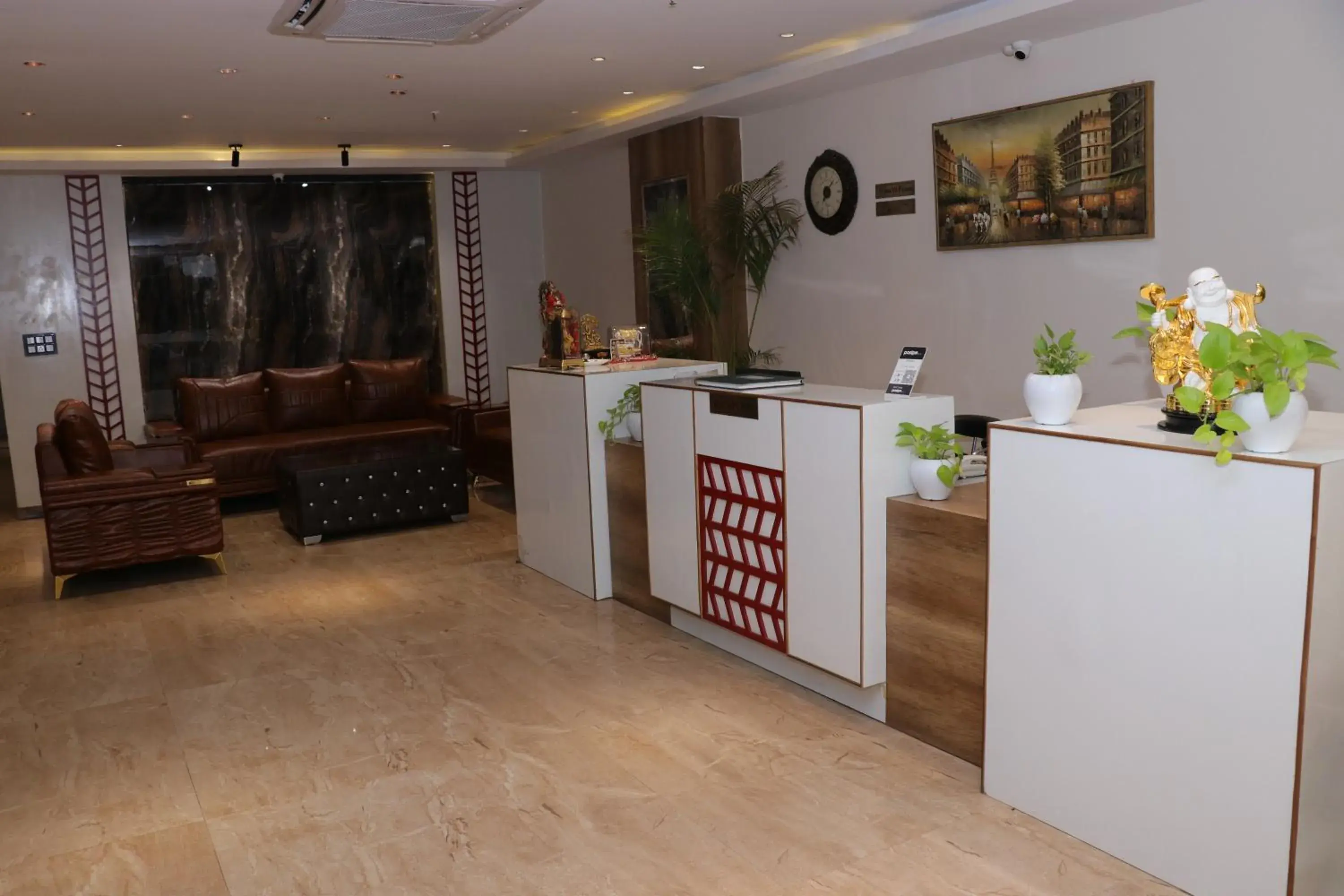 Lobby or reception in Hotel The Spades Lobby or reception in Hotel The Spades