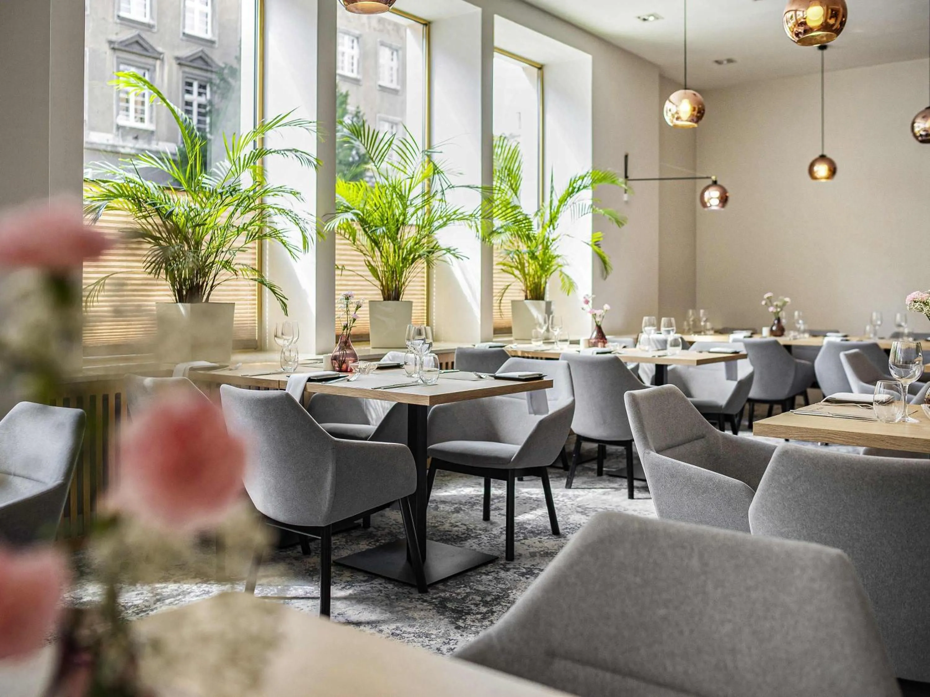 Restaurant/places to eat in Mercure Opole