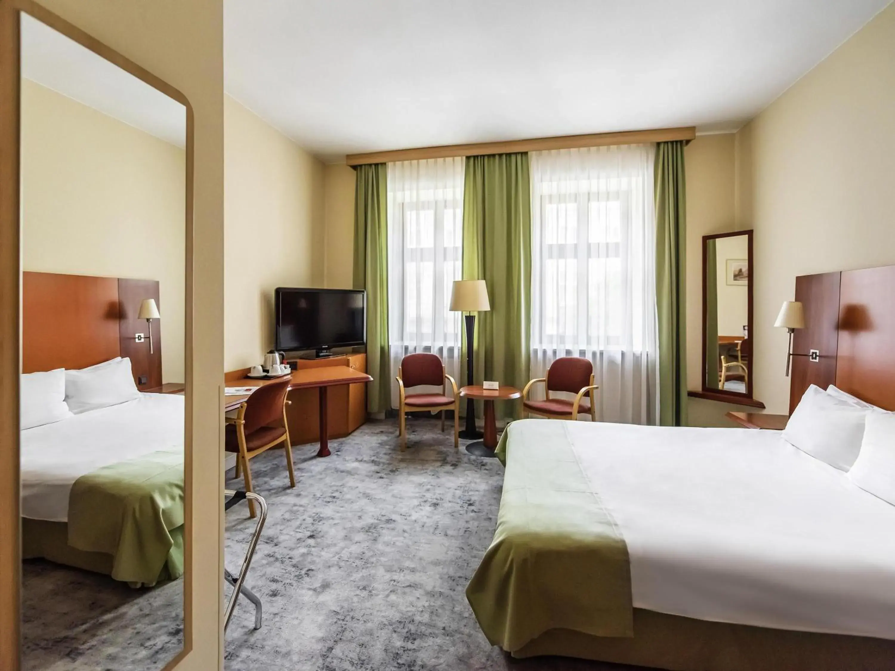 Standard Double Room in Mercure Opole Standard Double Room in Mercure Opole