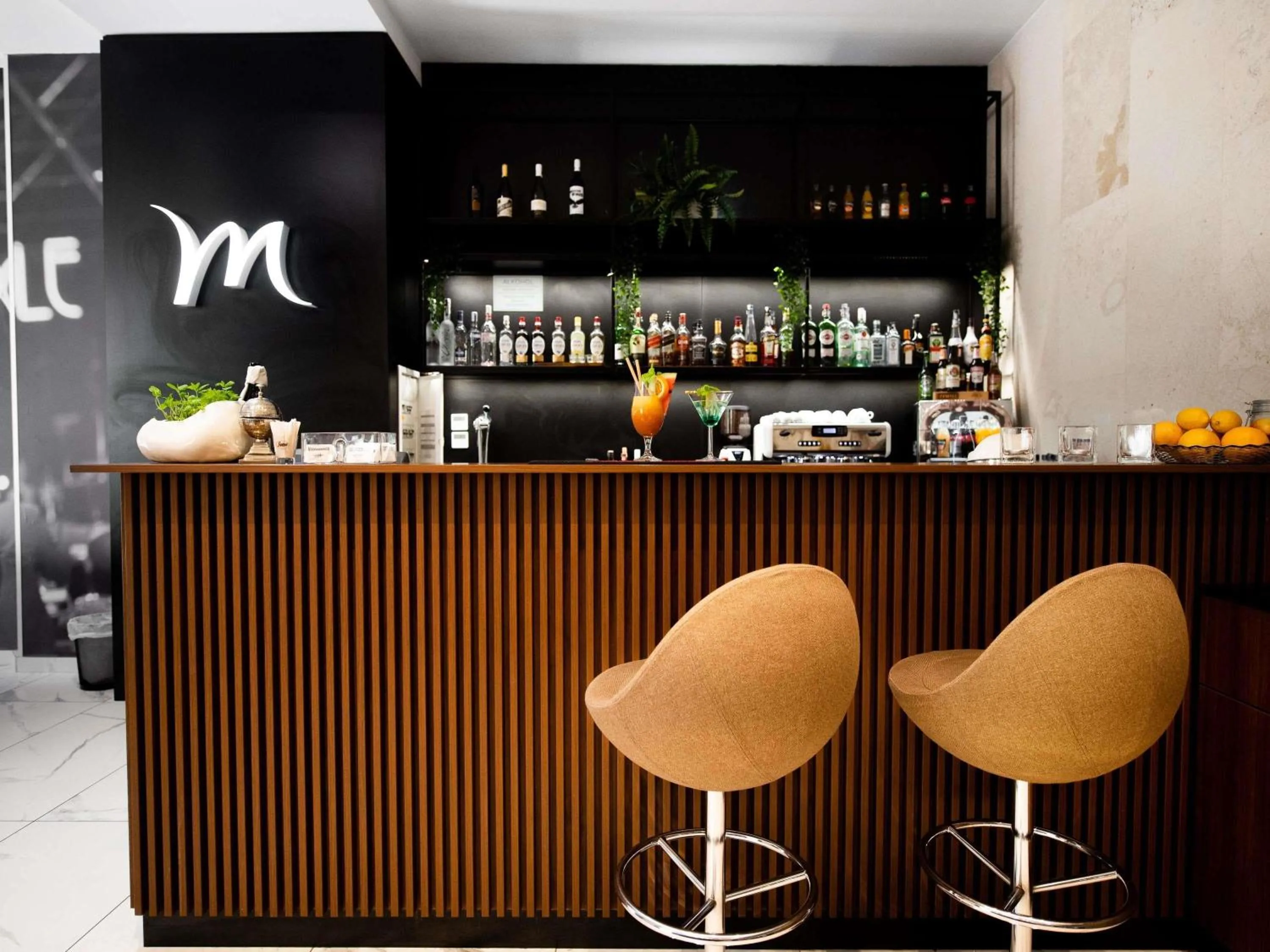 Restaurant/places to eat in Mercure Opole