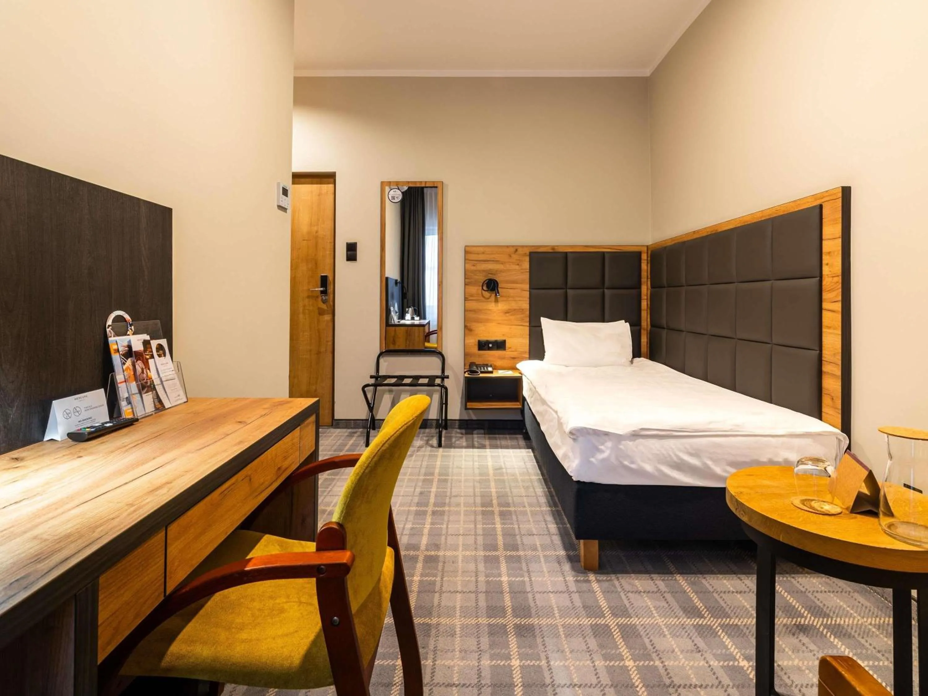 Bedroom, Bed in Mercure Opole