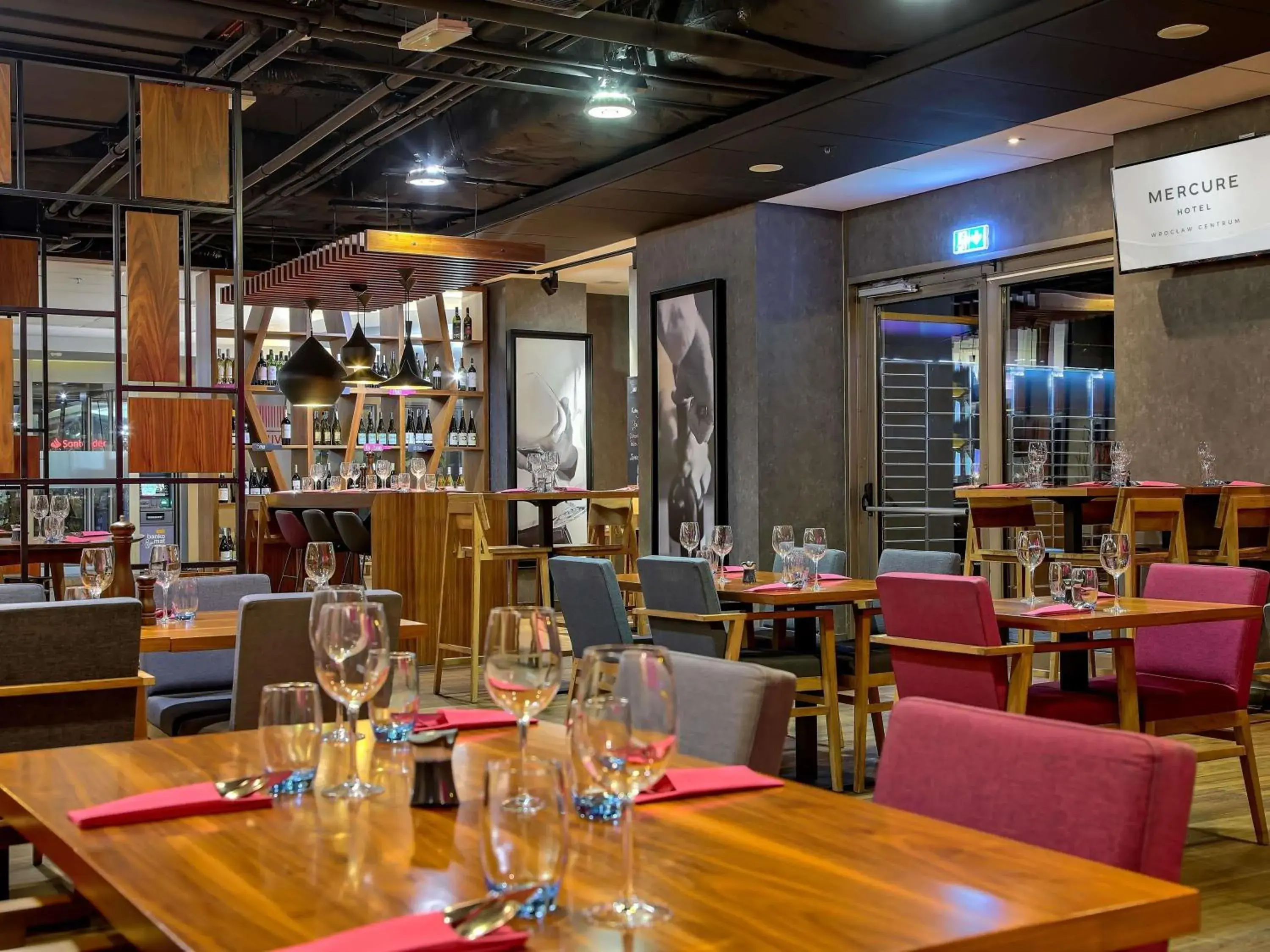 Restaurant/places to eat in Mercure Wrocław Centrum Restaurant/places to eat in Mercure Wrocław Centrum