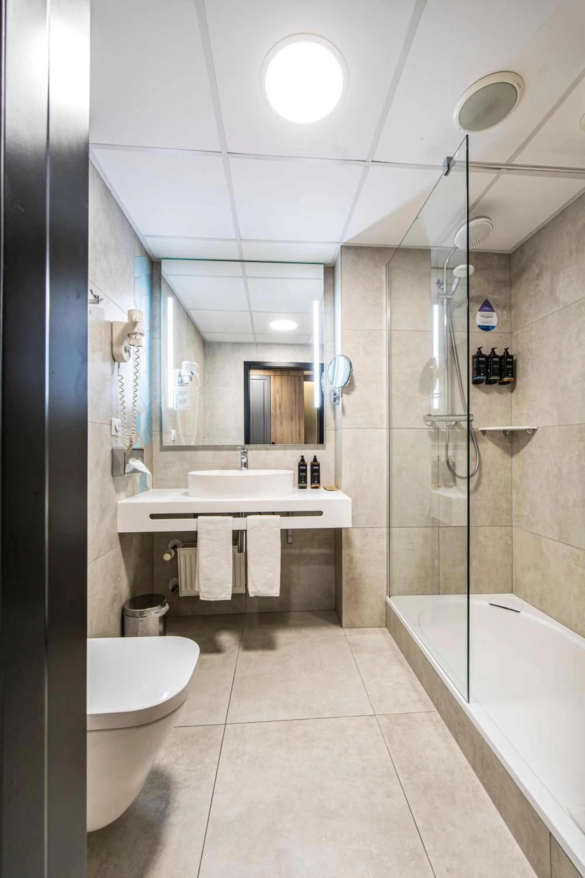 Shower in Mercure Wrocław Centrum