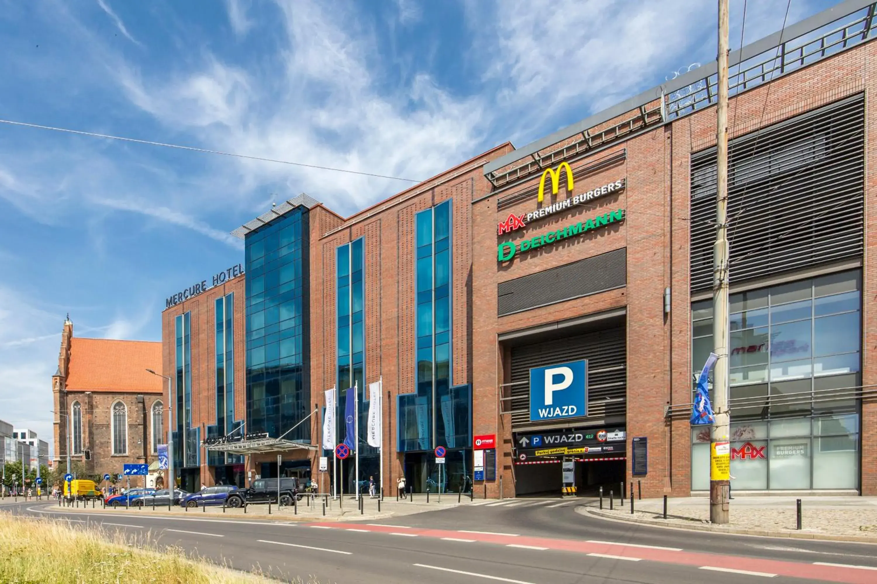 Property building in Mercure Wrocław Centrum Property building in Mercure Wrocław Centrum