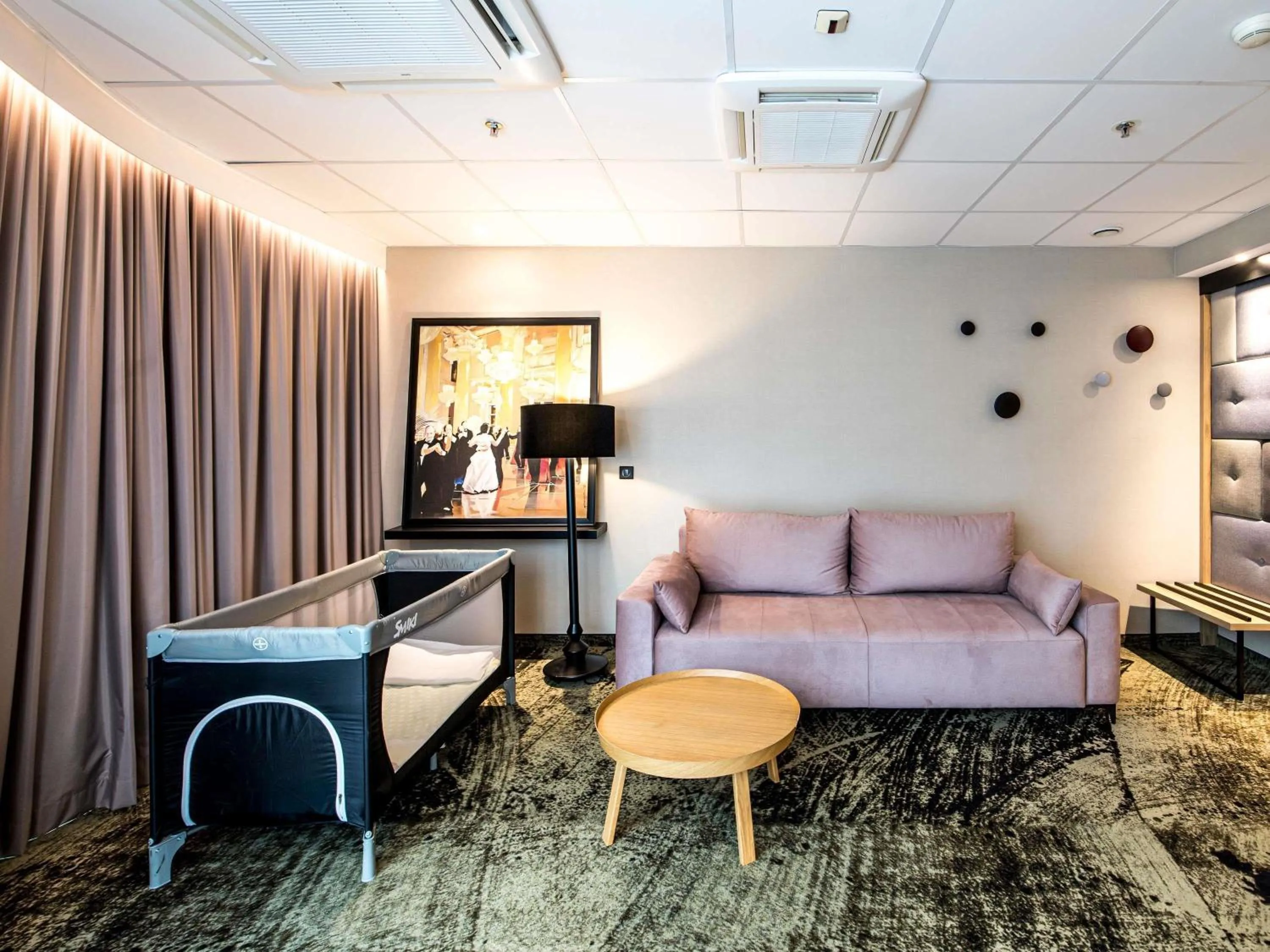 Bedroom in Mercure Wrocław Centrum