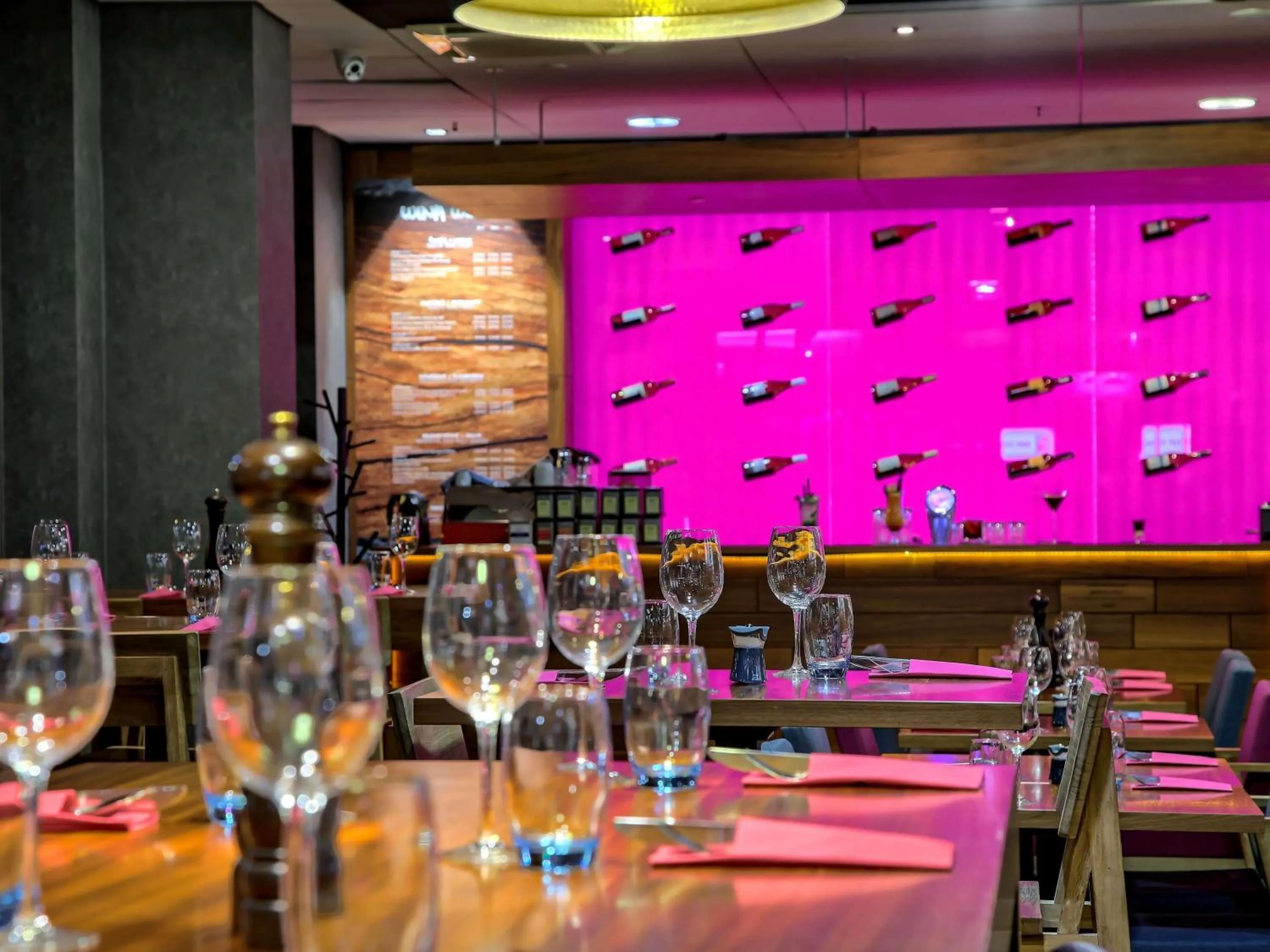 Lounge or bar in Mercure Wrocław Centrum