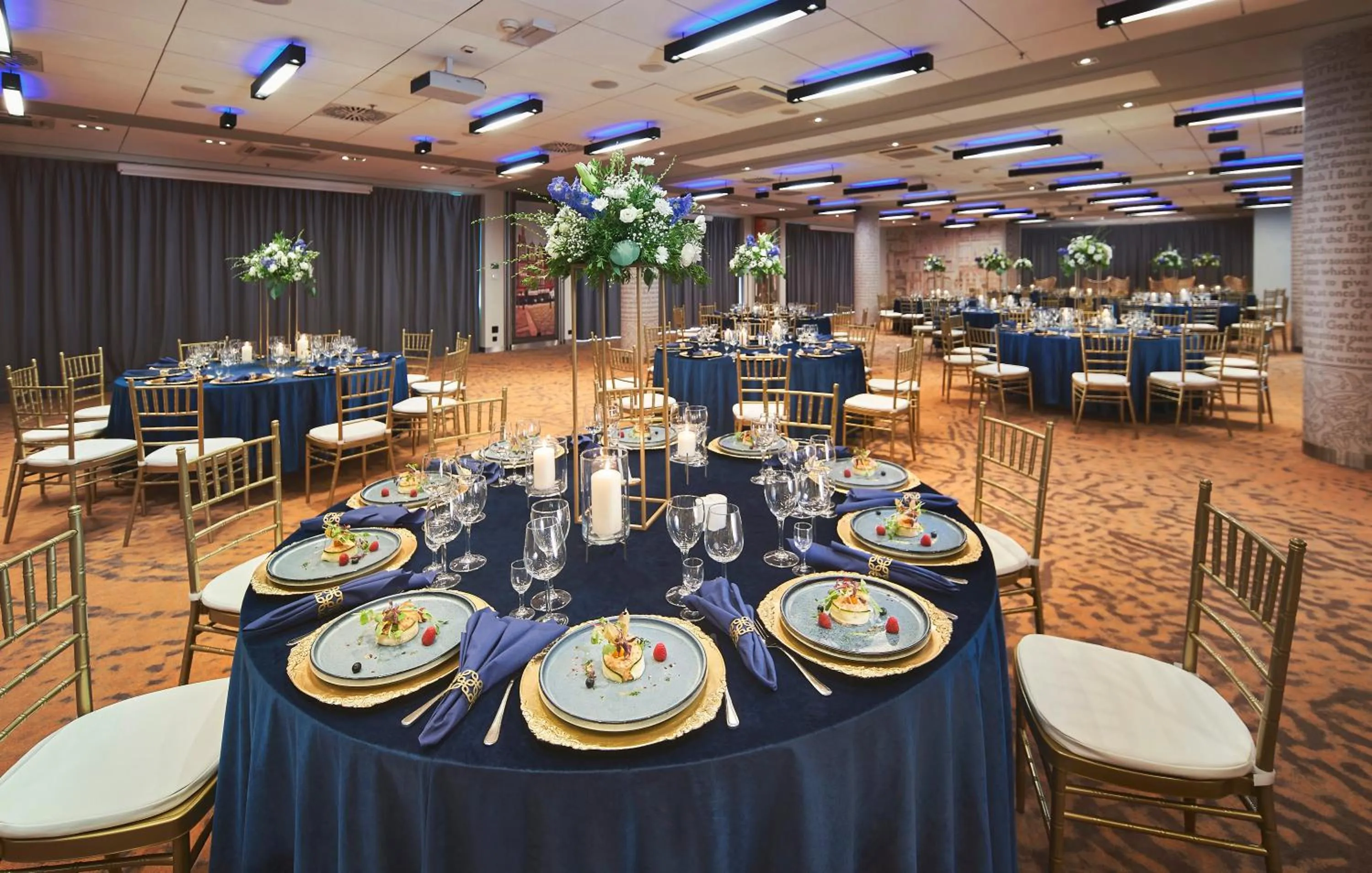 Restaurant/places to eat in Mercure Wrocław Centrum