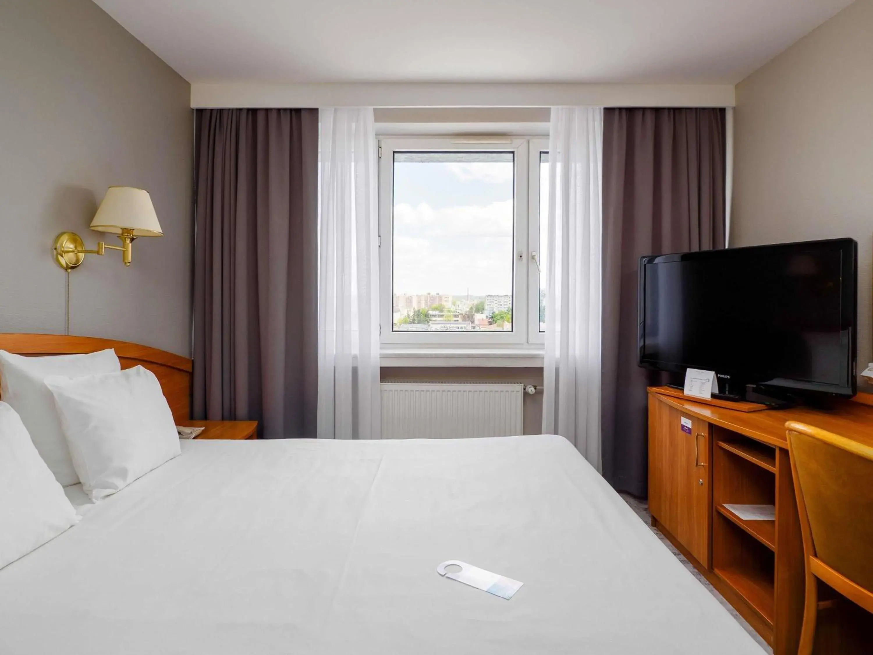 Bedroom, Bed in Mercure Czestochowa Centrum Bedroom, Bed in Mercure Czestochowa Centrum