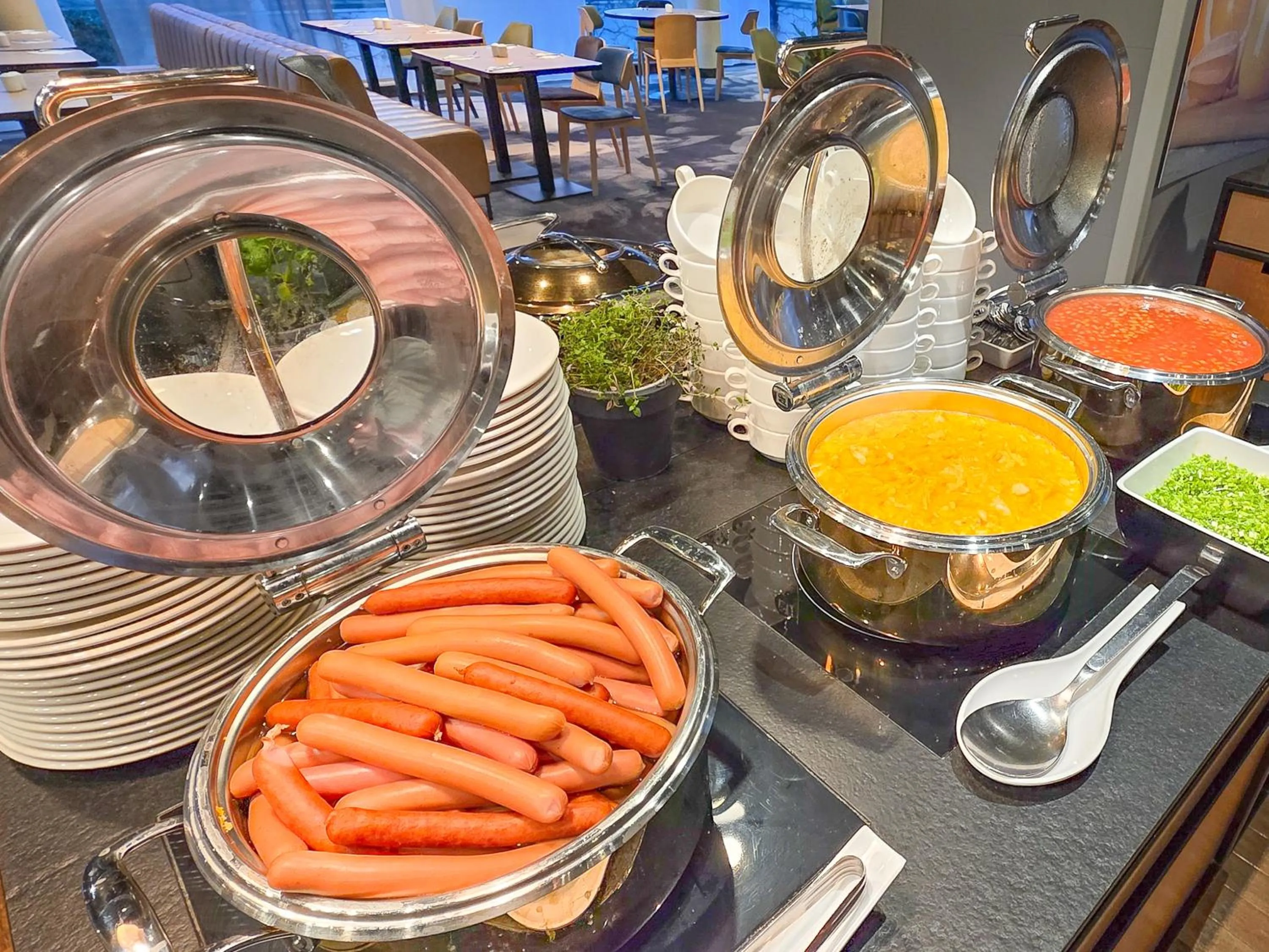 Breakfast in Hotel Mercure Poznań Centrum