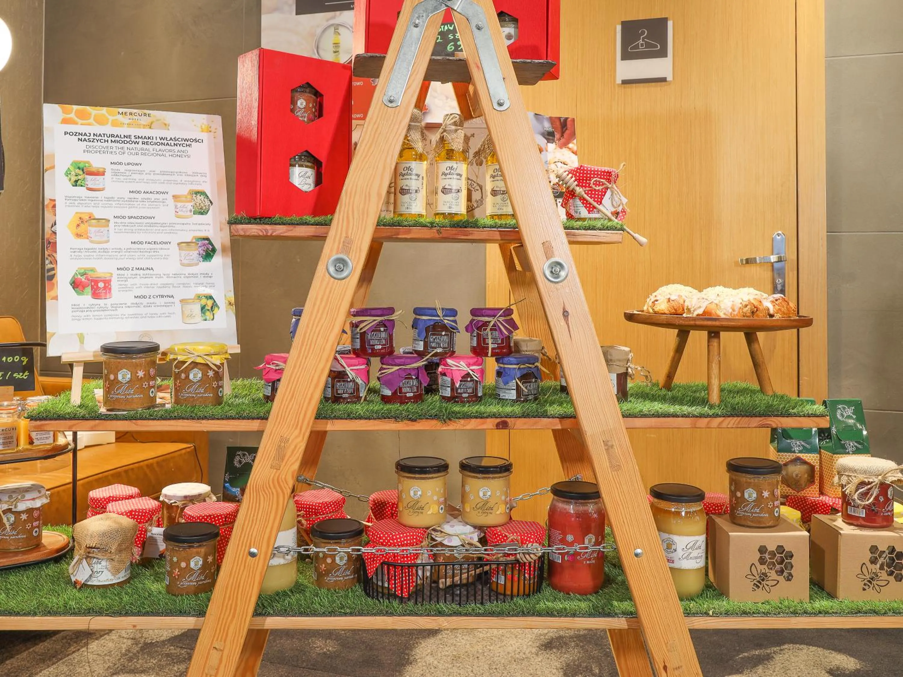 Breakfast in Hotel Mercure Poznań Centrum