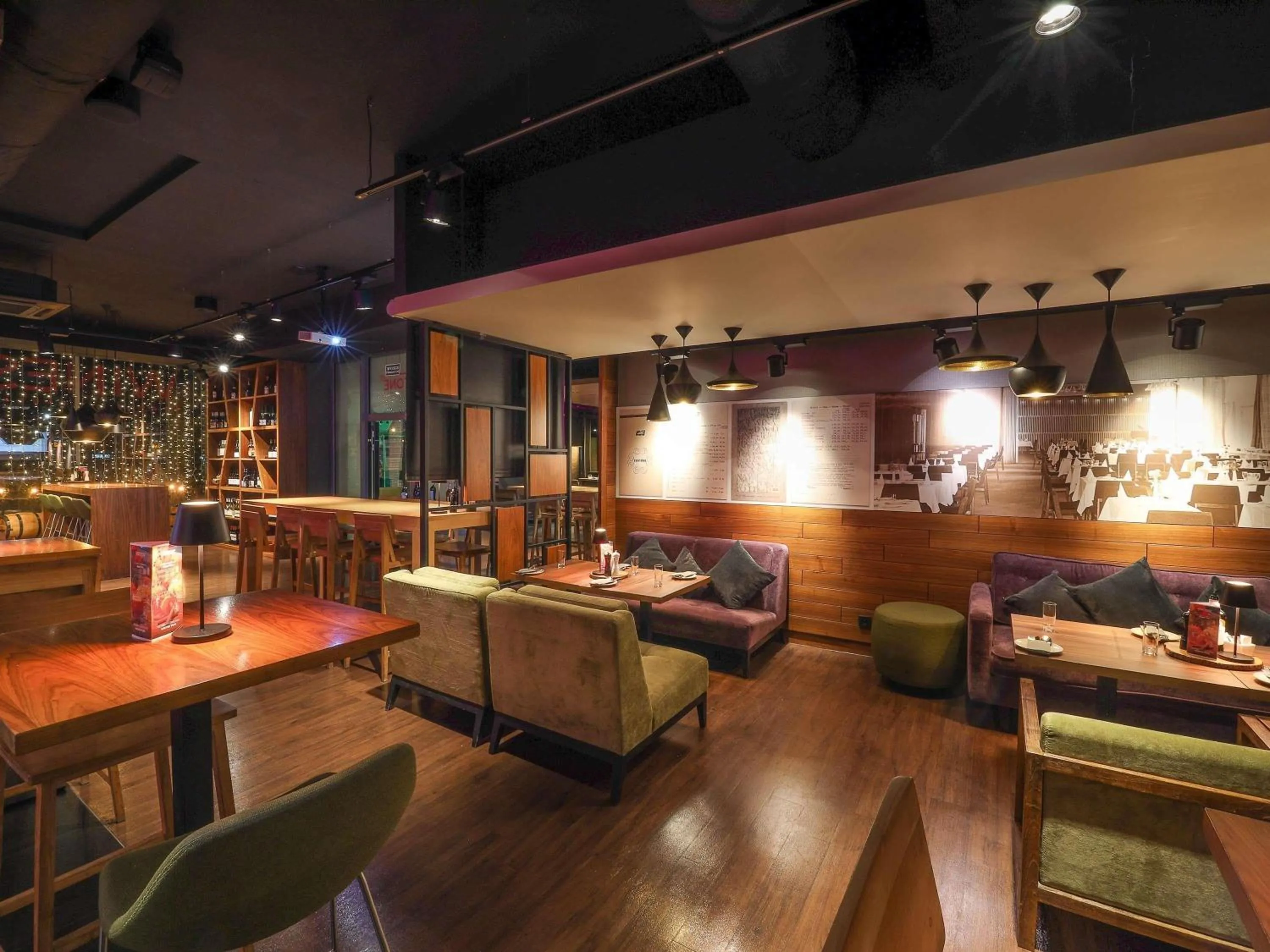 Restaurant/places to eat in Hotel Mercure Poznań Centrum