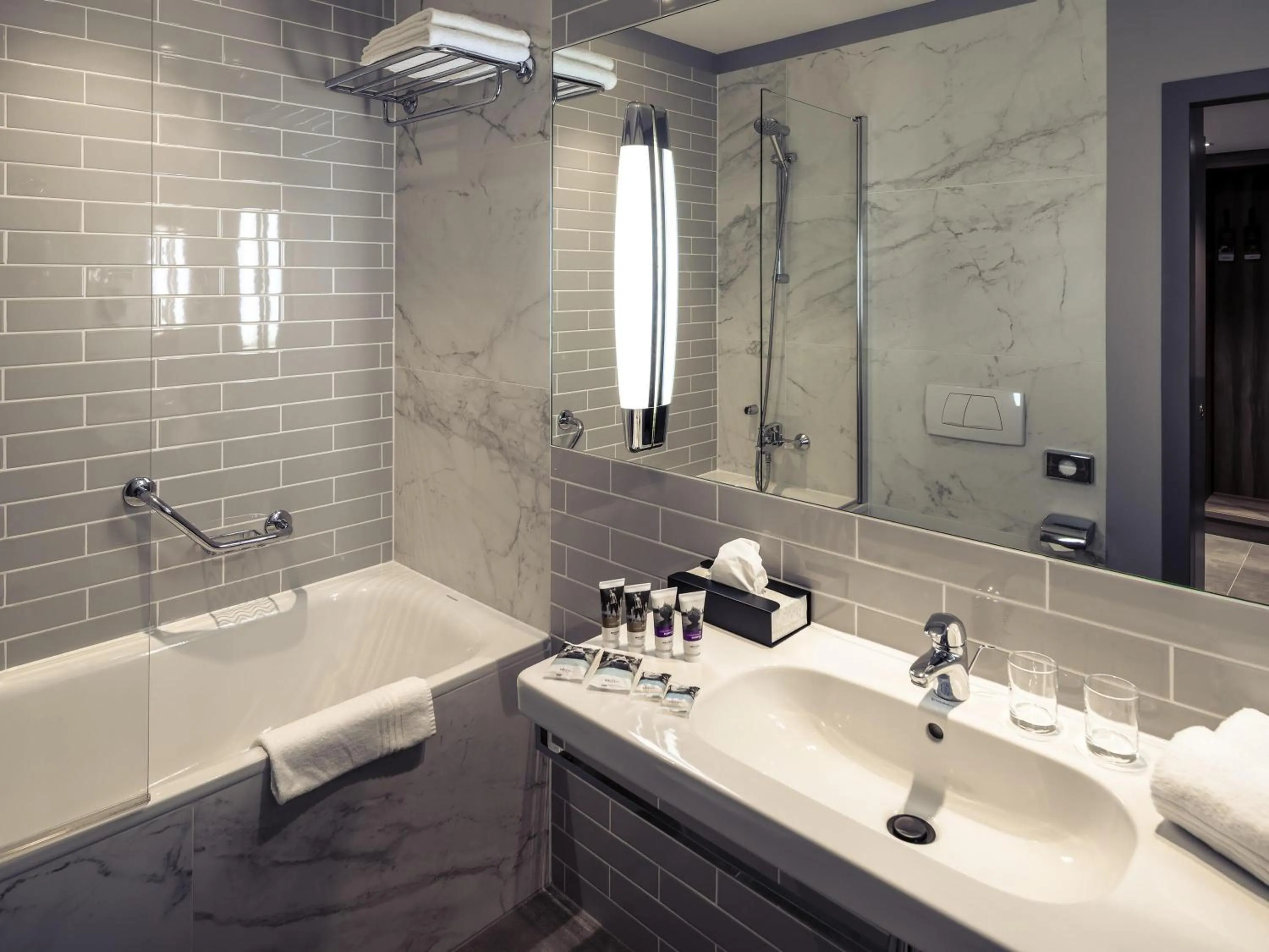 Bedroom in Hotel Mercure Poznań Centrum