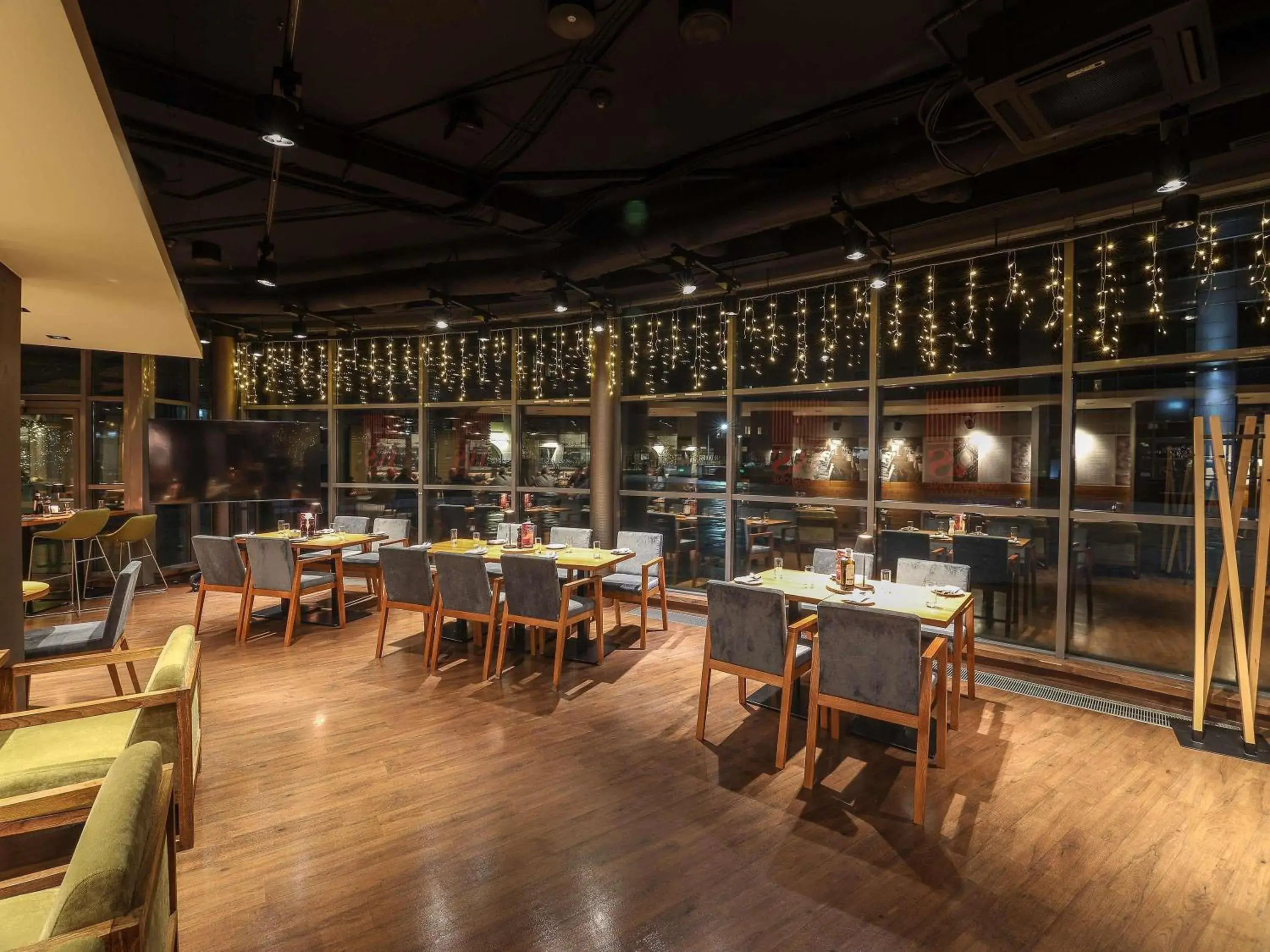 Restaurant/places to eat in Hotel Mercure Poznań Centrum Restaurant/places to eat in Hotel Mercure Poznań Centrum